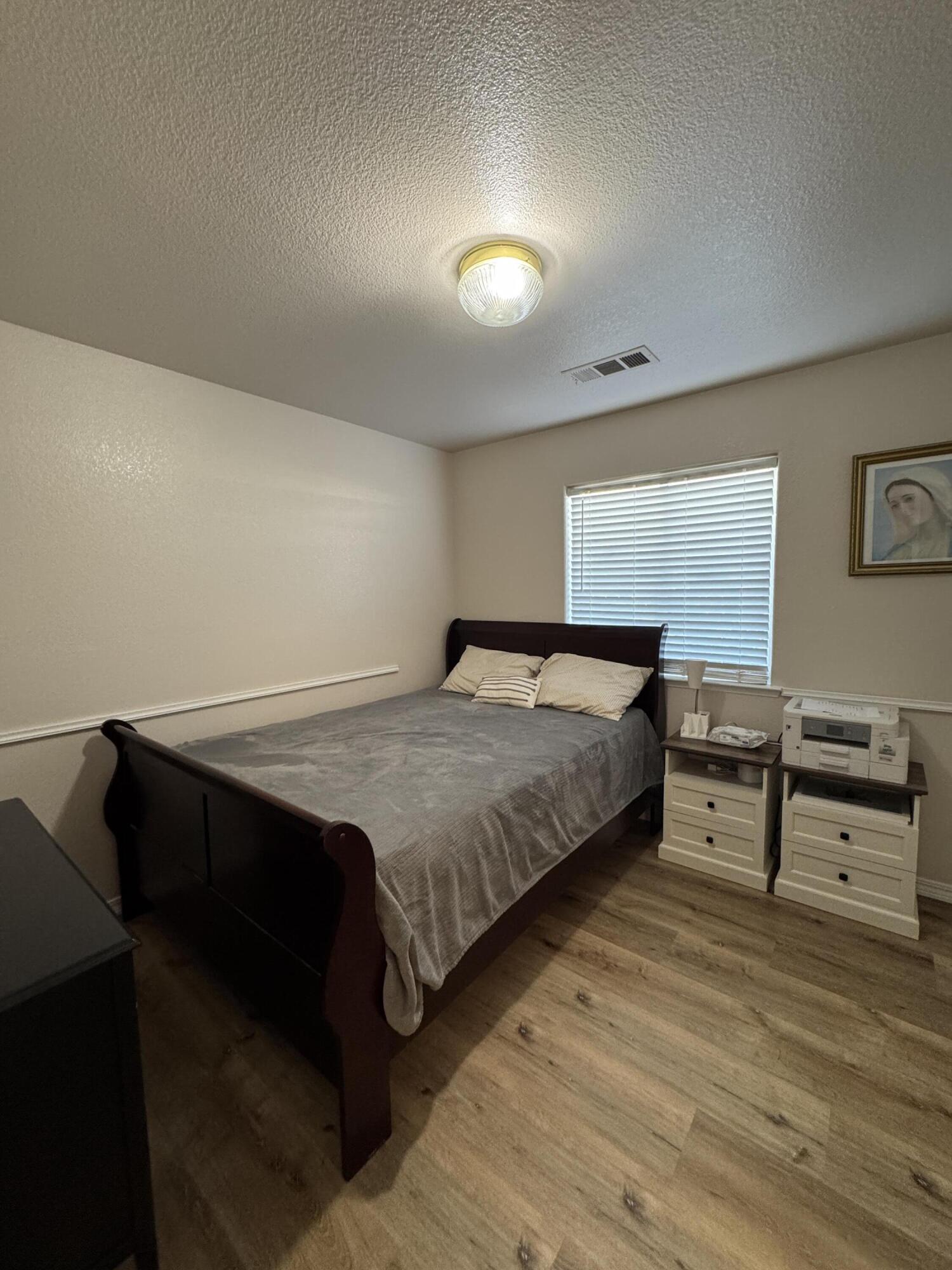 1623 Hudson Ave, Tulare, CA 93274