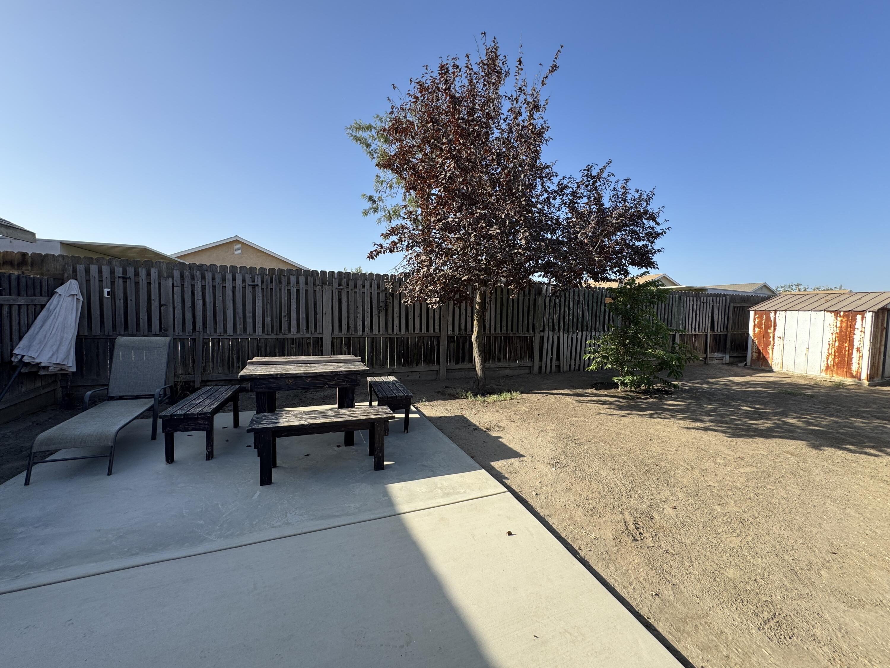 1623 Hudson Ave, Tulare, CA 93274