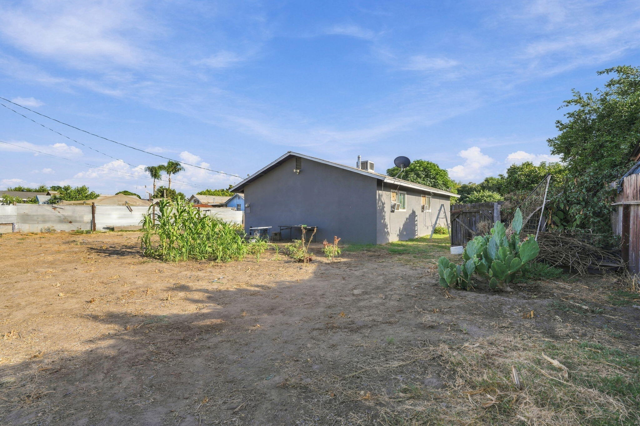 16420 Hudson Ave, Tulare, CA 93274