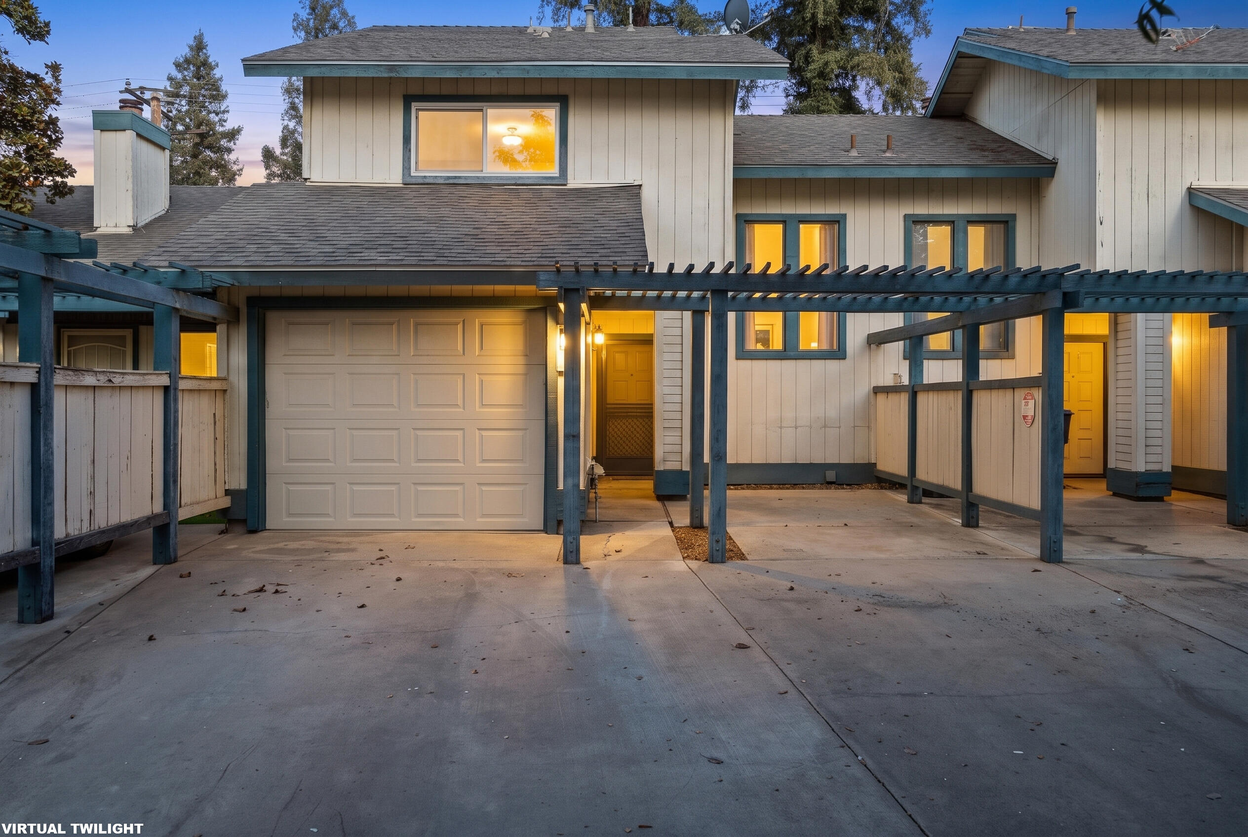 1103 S Pinkham St, Visalia, CA 93292