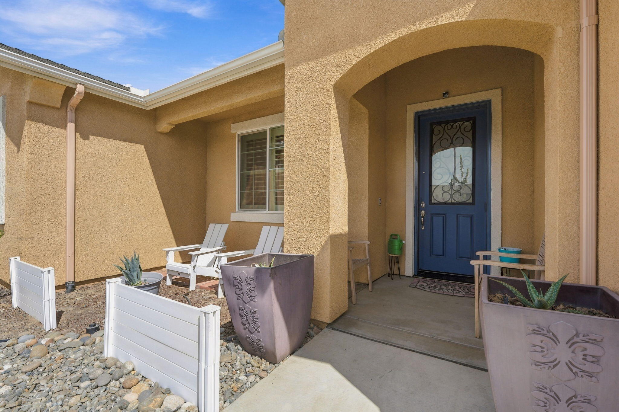 148 S Boise Ct, Visalia, CA 93291