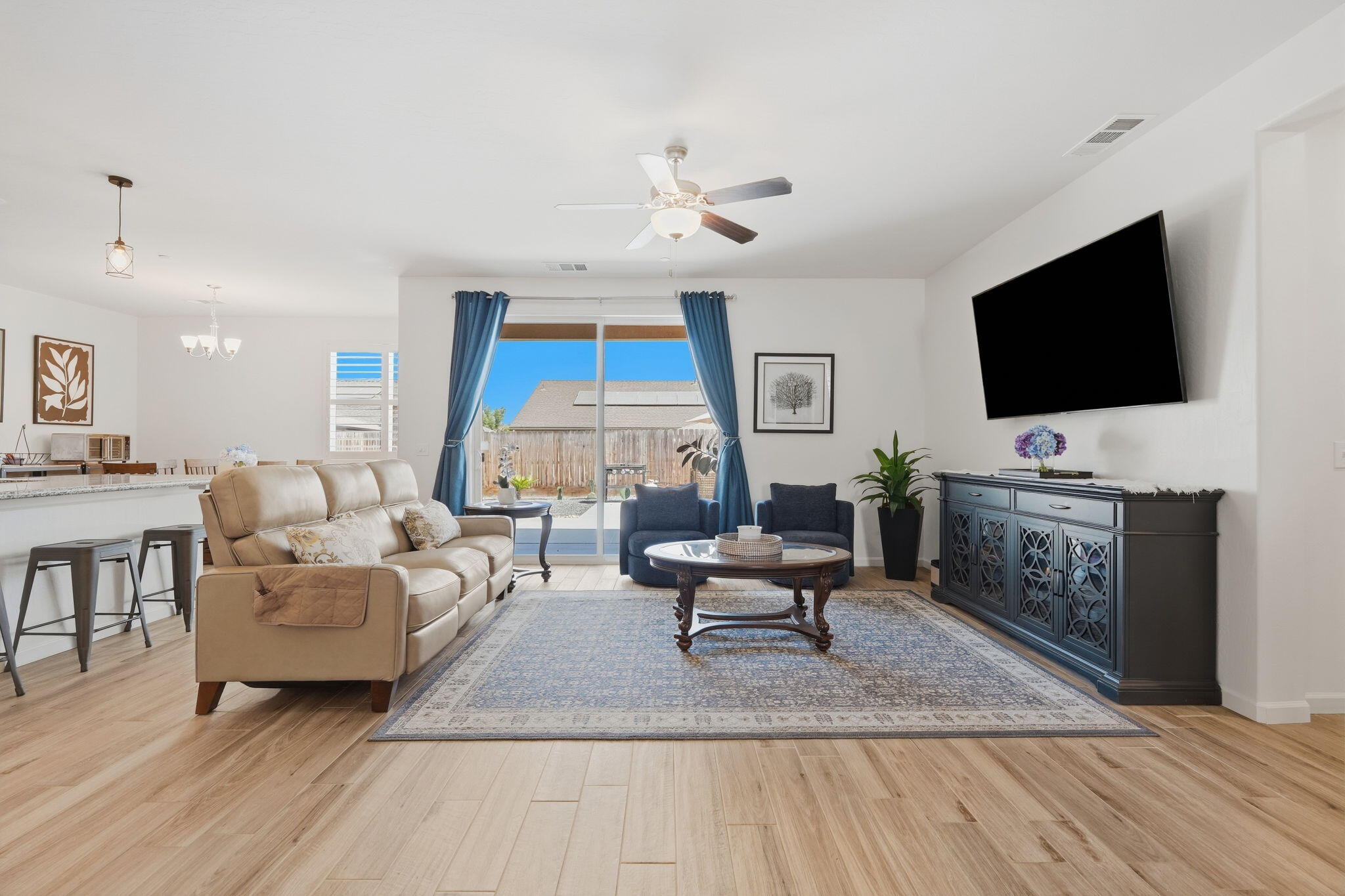 148 S Boise Ct, Visalia, CA 93291