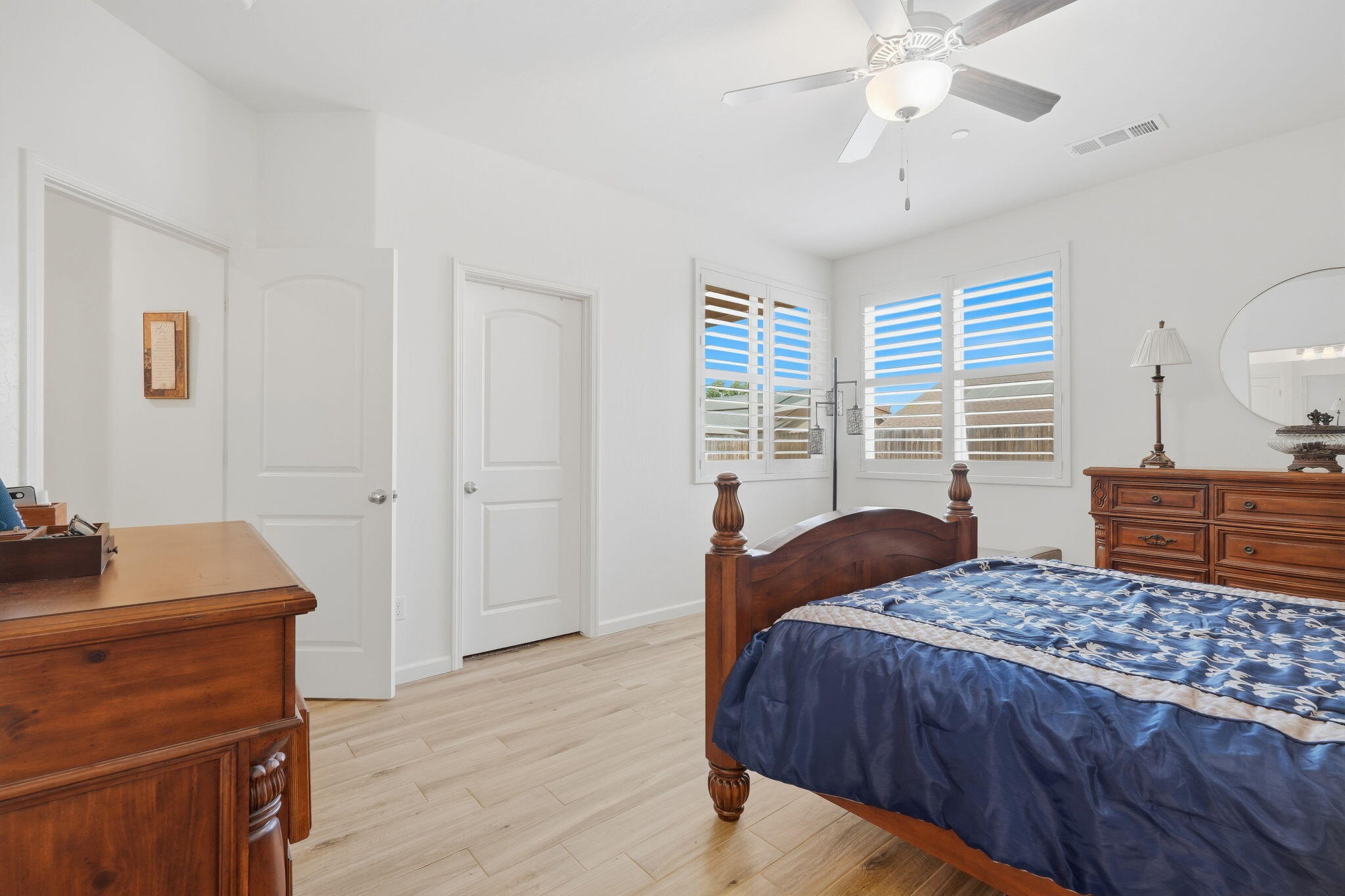 148 S Boise Ct, Visalia, CA 93291