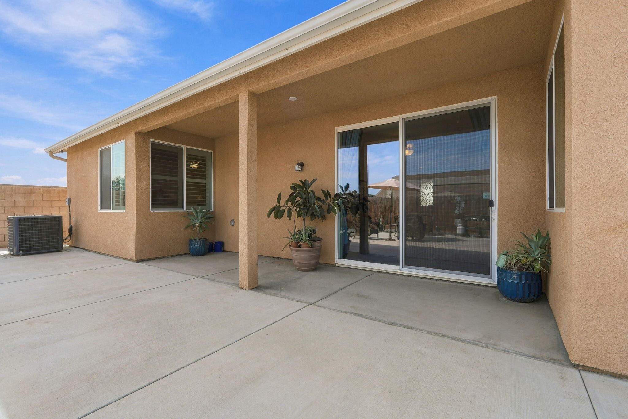 148 S Boise Ct, Visalia, CA 93291