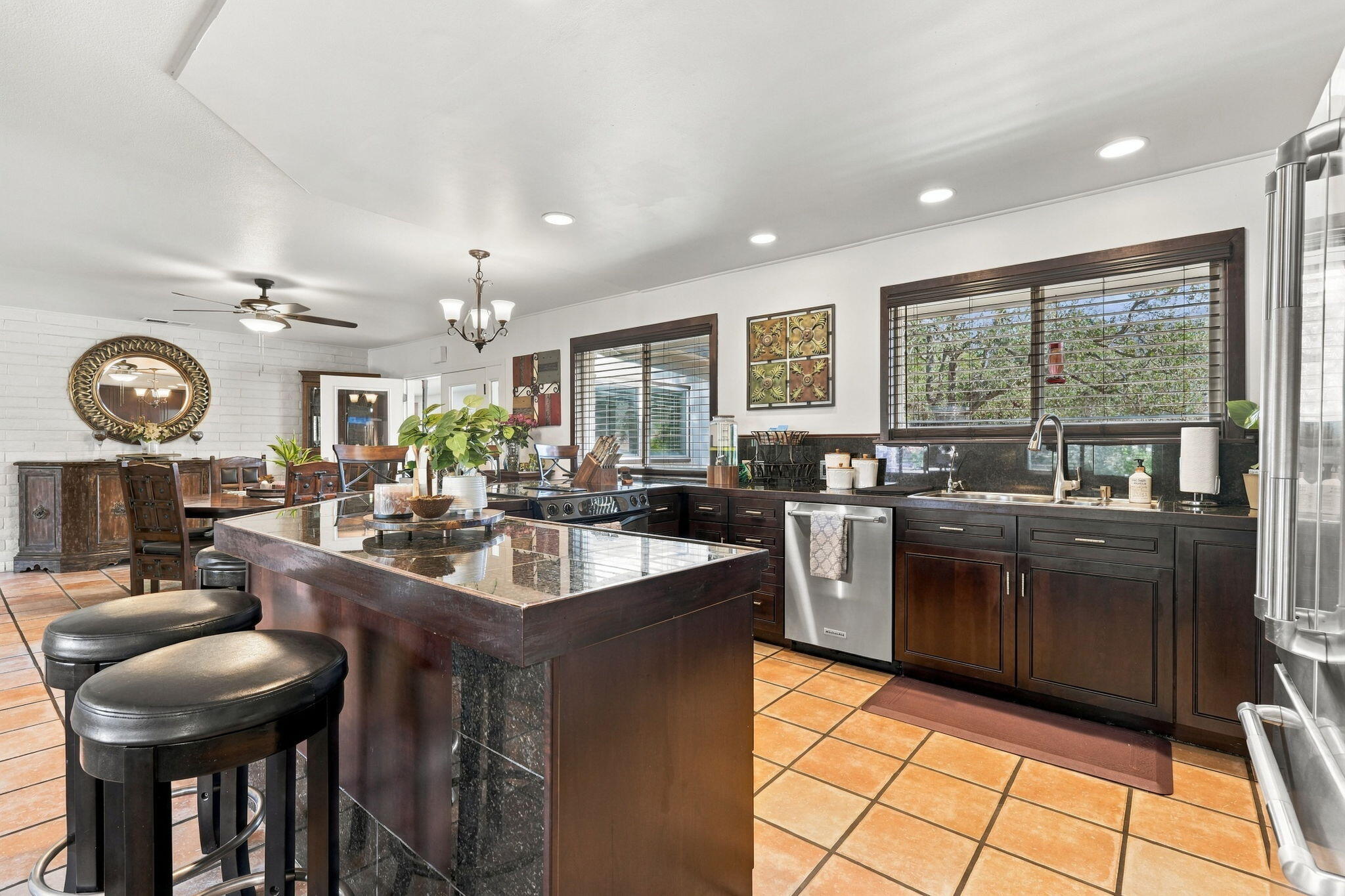 40718 Old Three Rivers Rd, Three Rivers, CA 93271