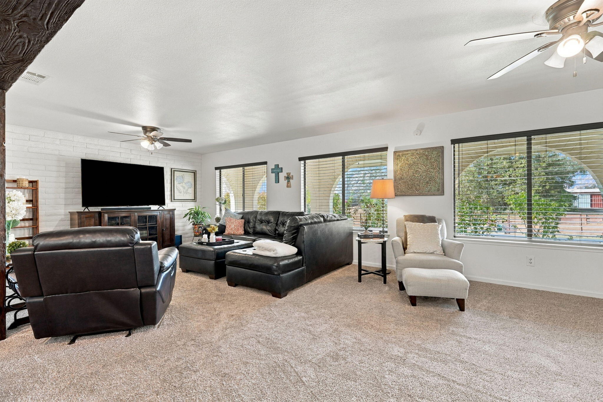 40718 Old Three Rivers Rd, Three Rivers, CA 93271