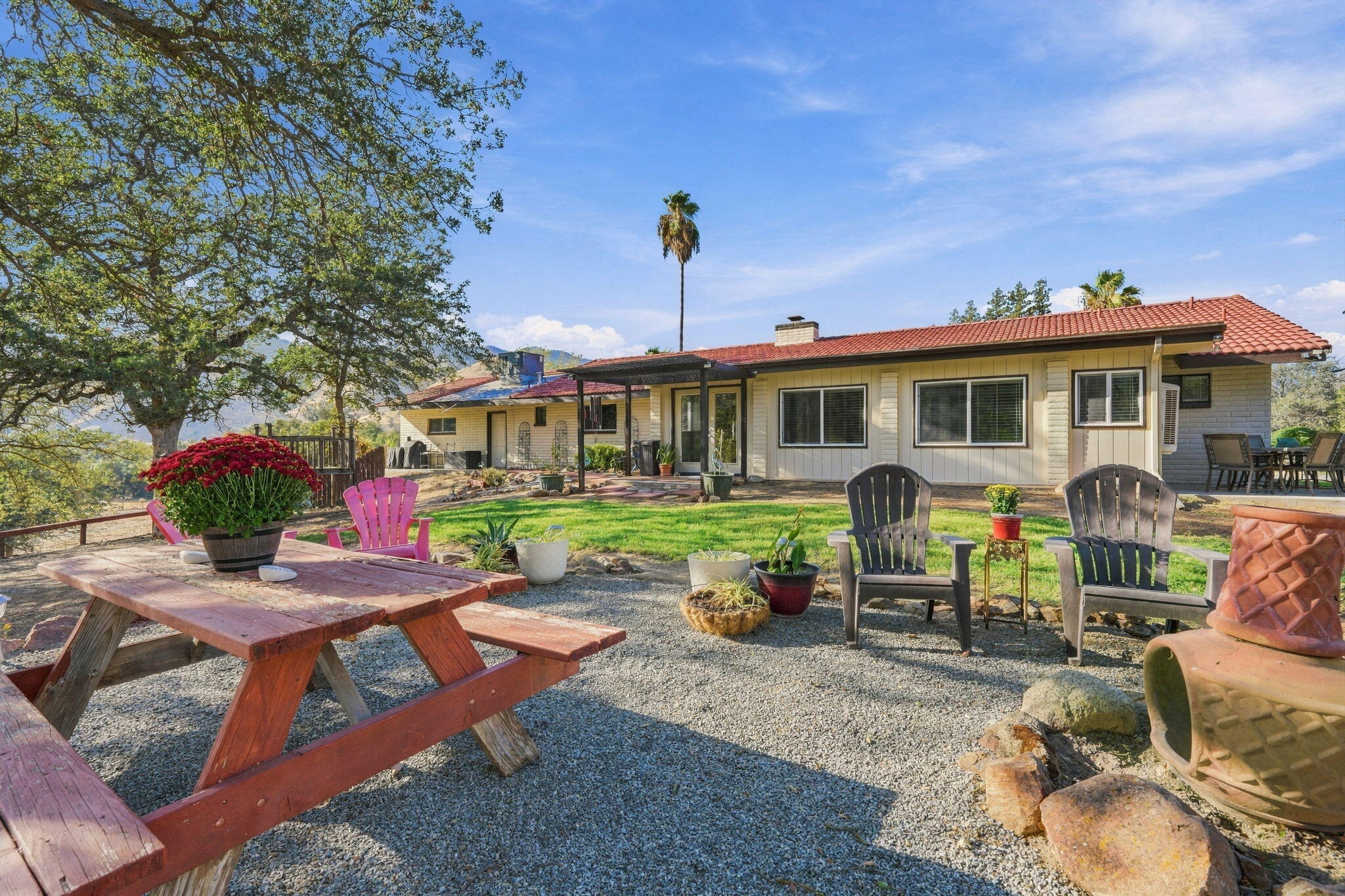 40718 Old Three Rivers Rd, Three Rivers, CA 93271