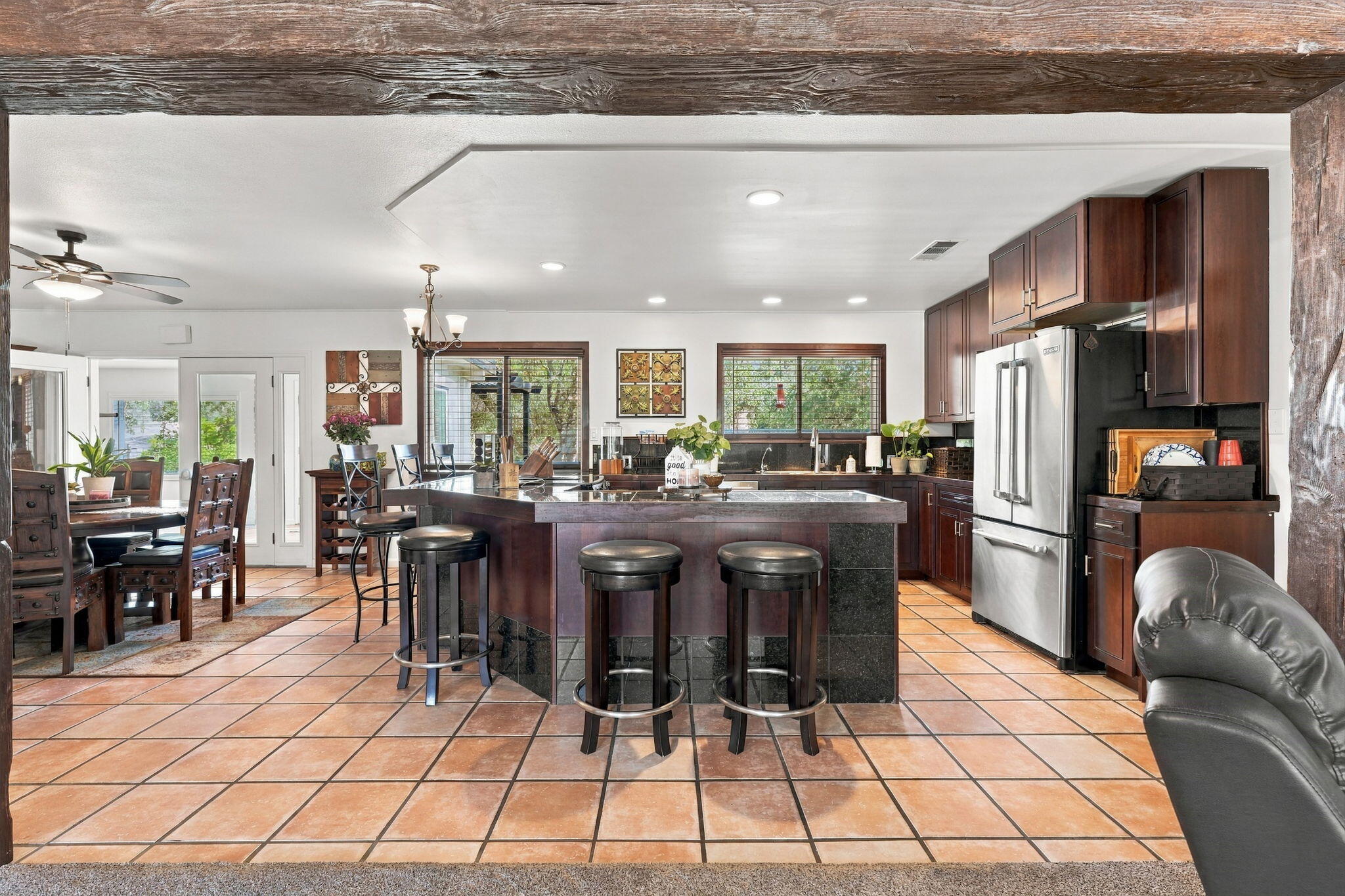 40718 Old Three Rivers Rd, Three Rivers, CA 93271