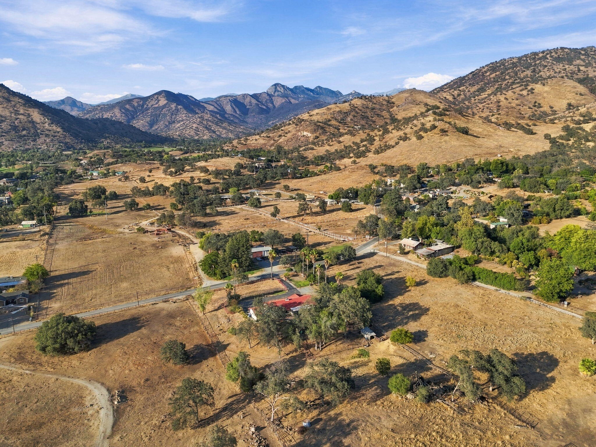 40718 Old Three Rivers Rd, Three Rivers, CA 93271