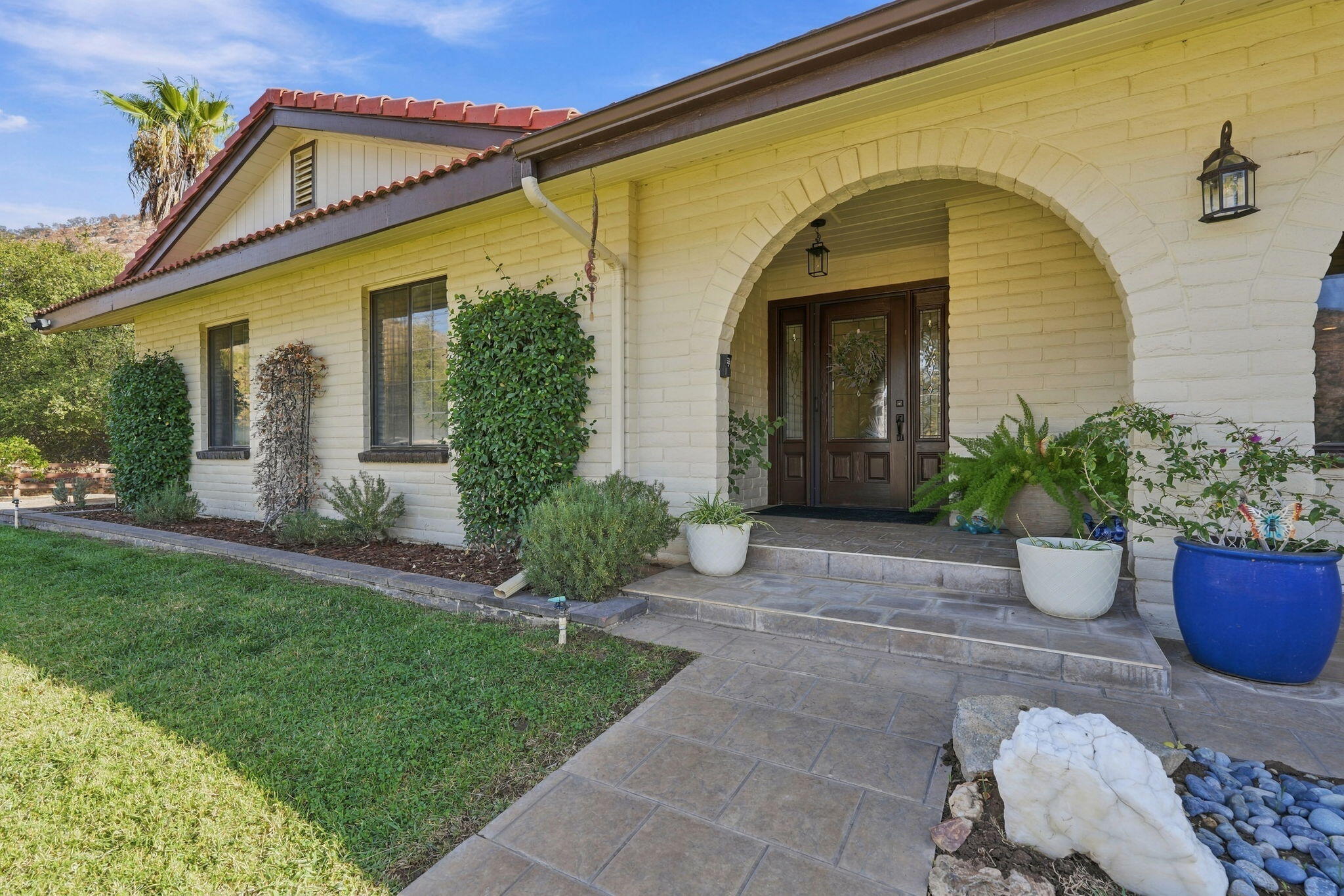 40718 Old Three Rivers Rd, Three Rivers, CA 93271
