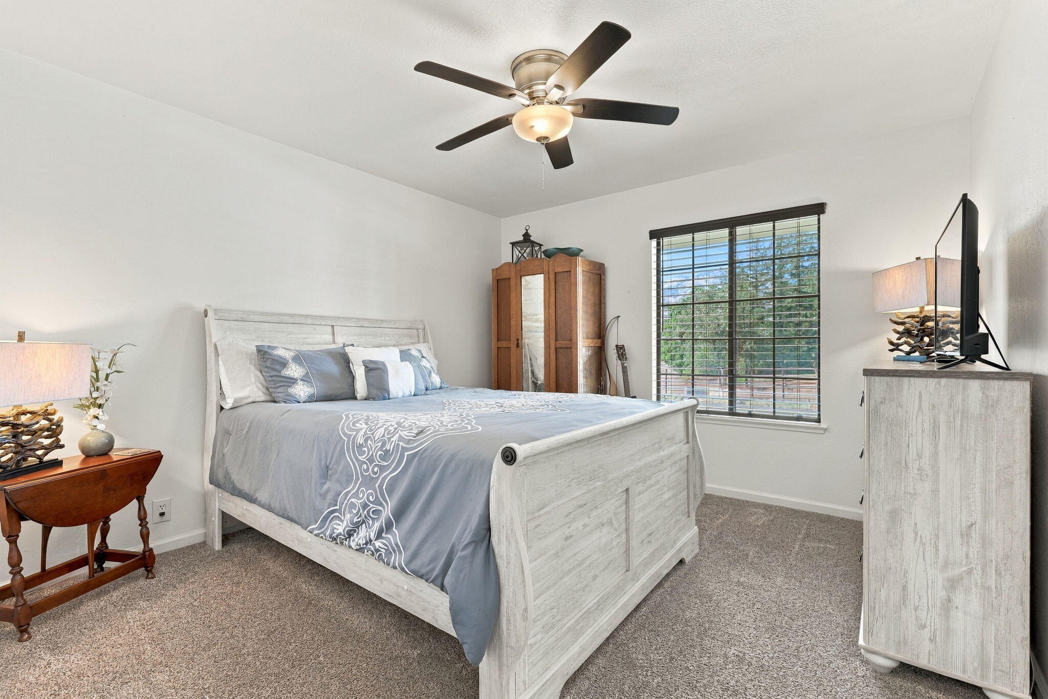 40718 Old Three Rivers Rd, Three Rivers, CA 93271