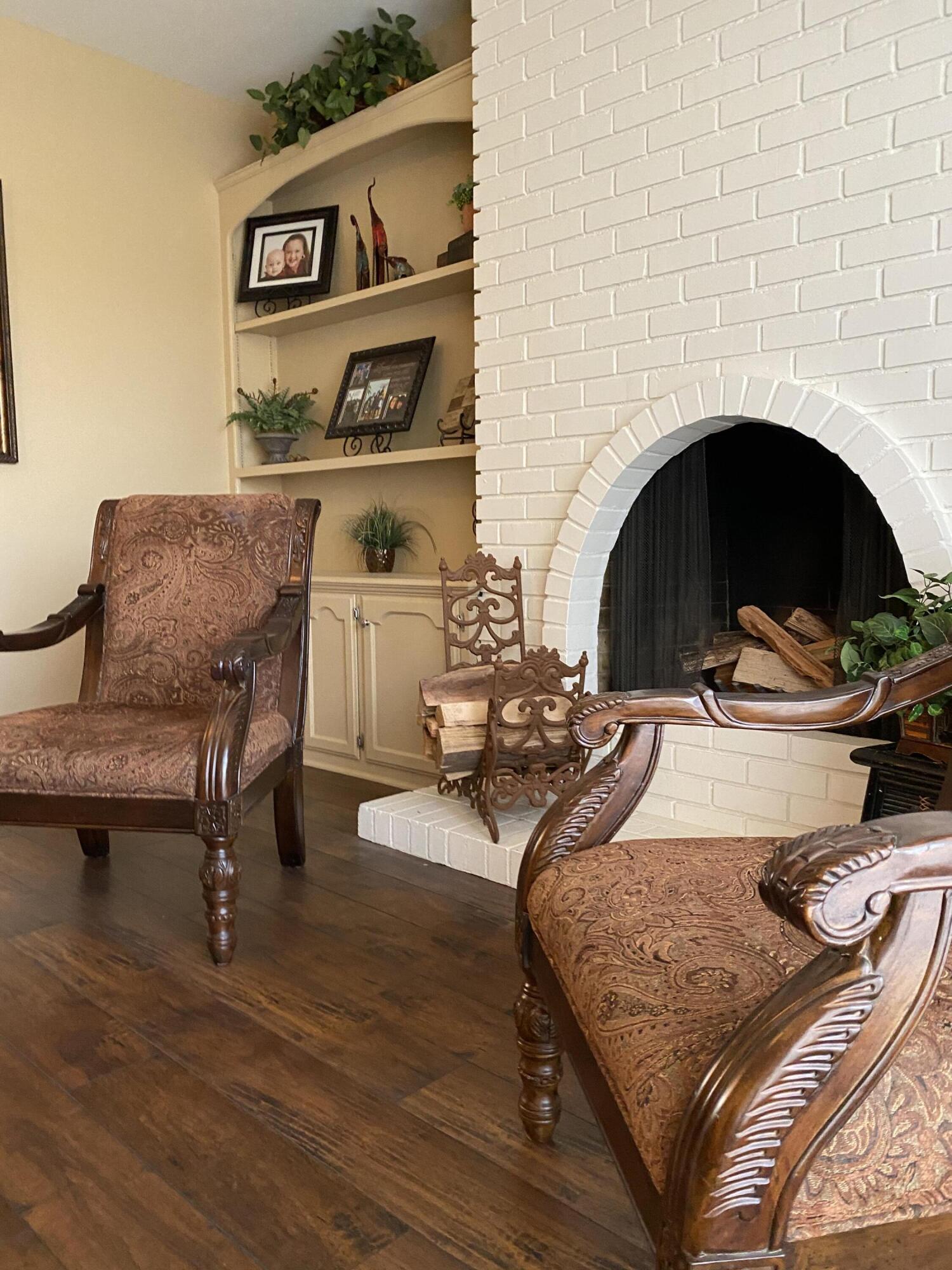 10853 Porter Ave, Dinuba, CA 93618