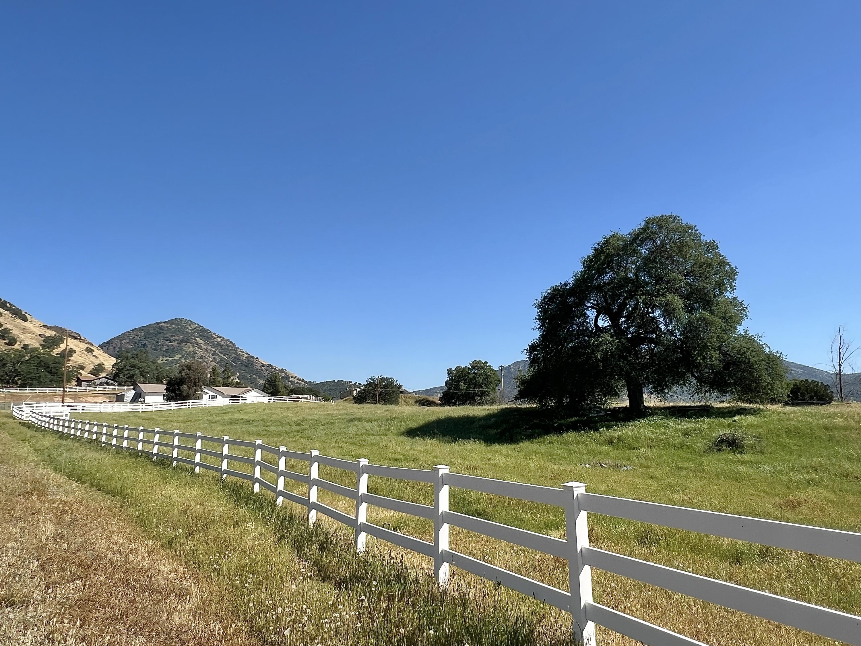 0 Lupine Dr, Sanger, CA 93657