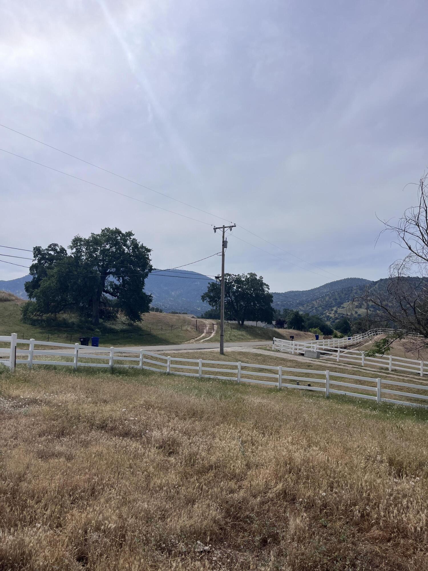 0 Lupine Dr, Sanger, CA 93657