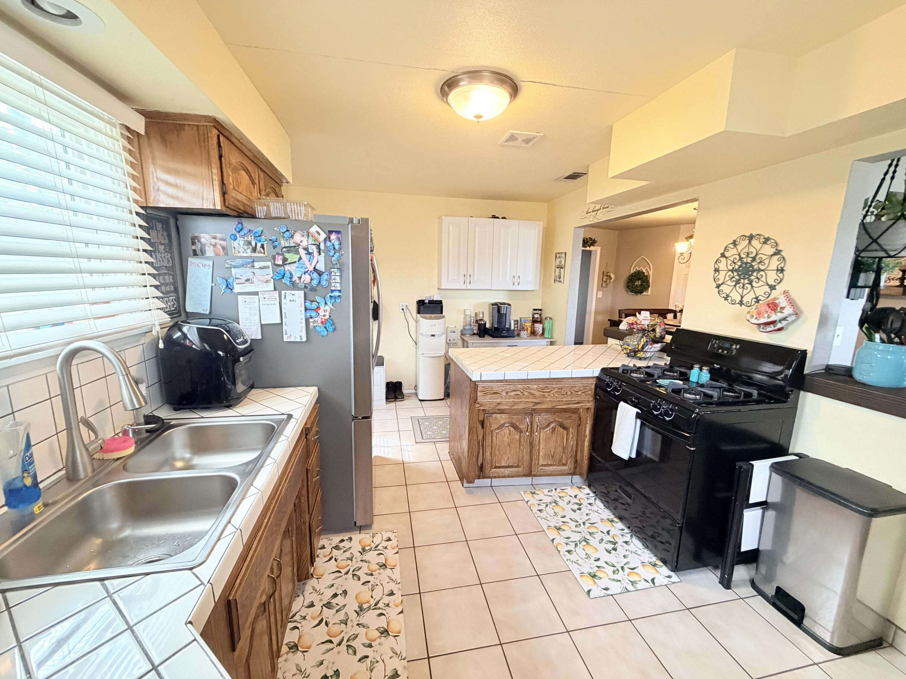 10787 Rd 256, Terra Bella, CA 93270