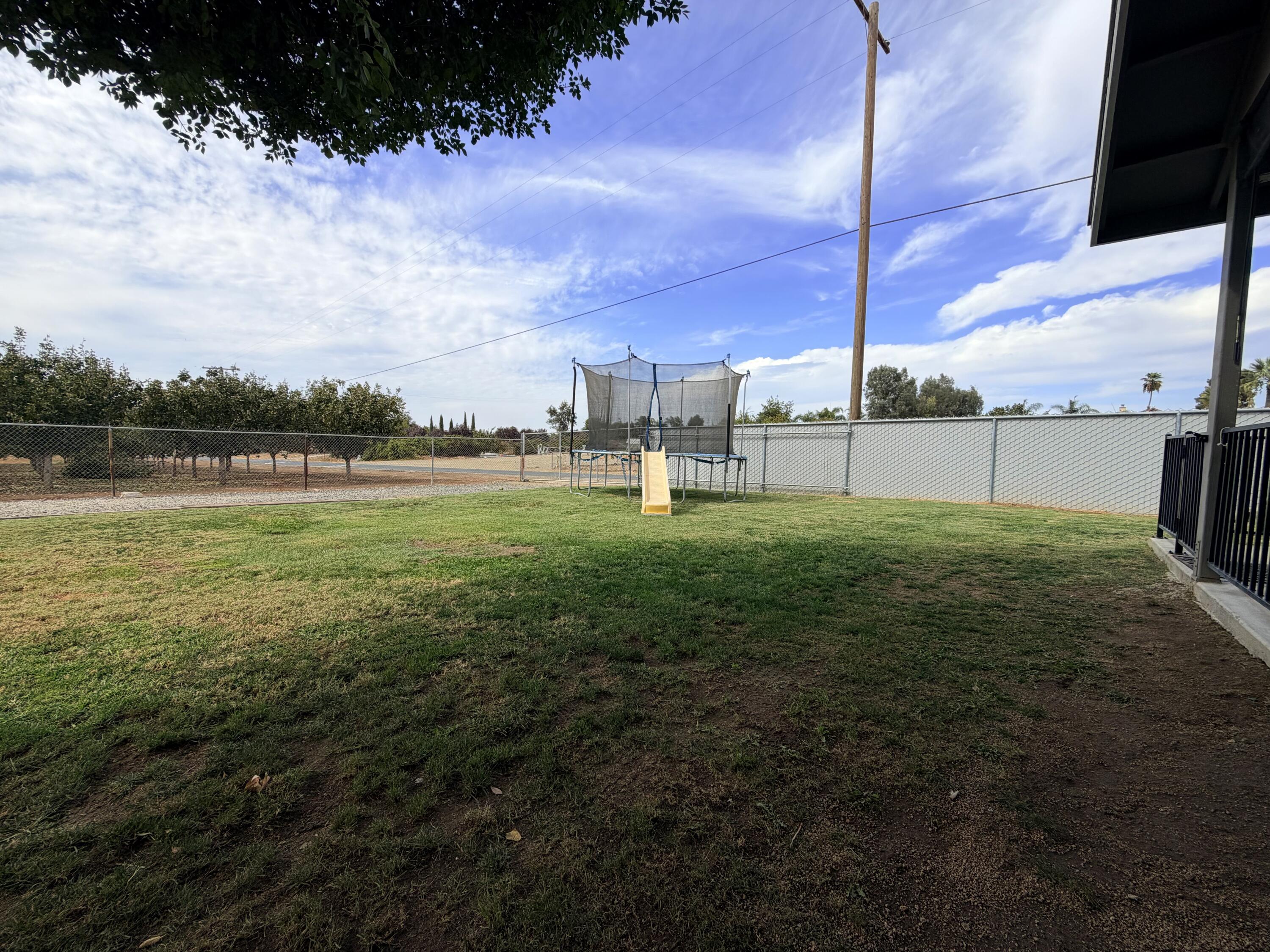 10787 Rd 256, Terra Bella, CA 93270