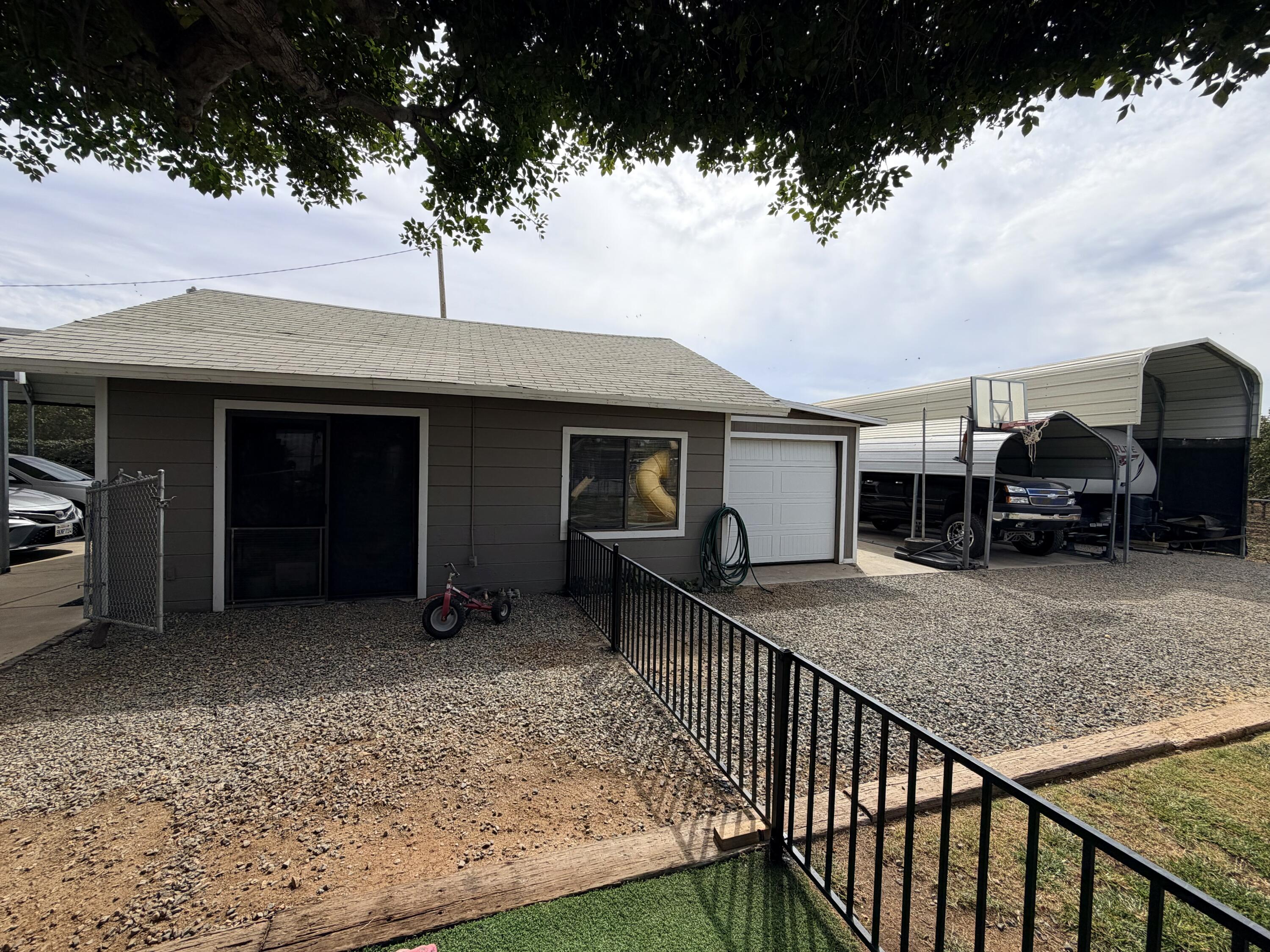 10787 Rd 256, Terra Bella, CA 93270