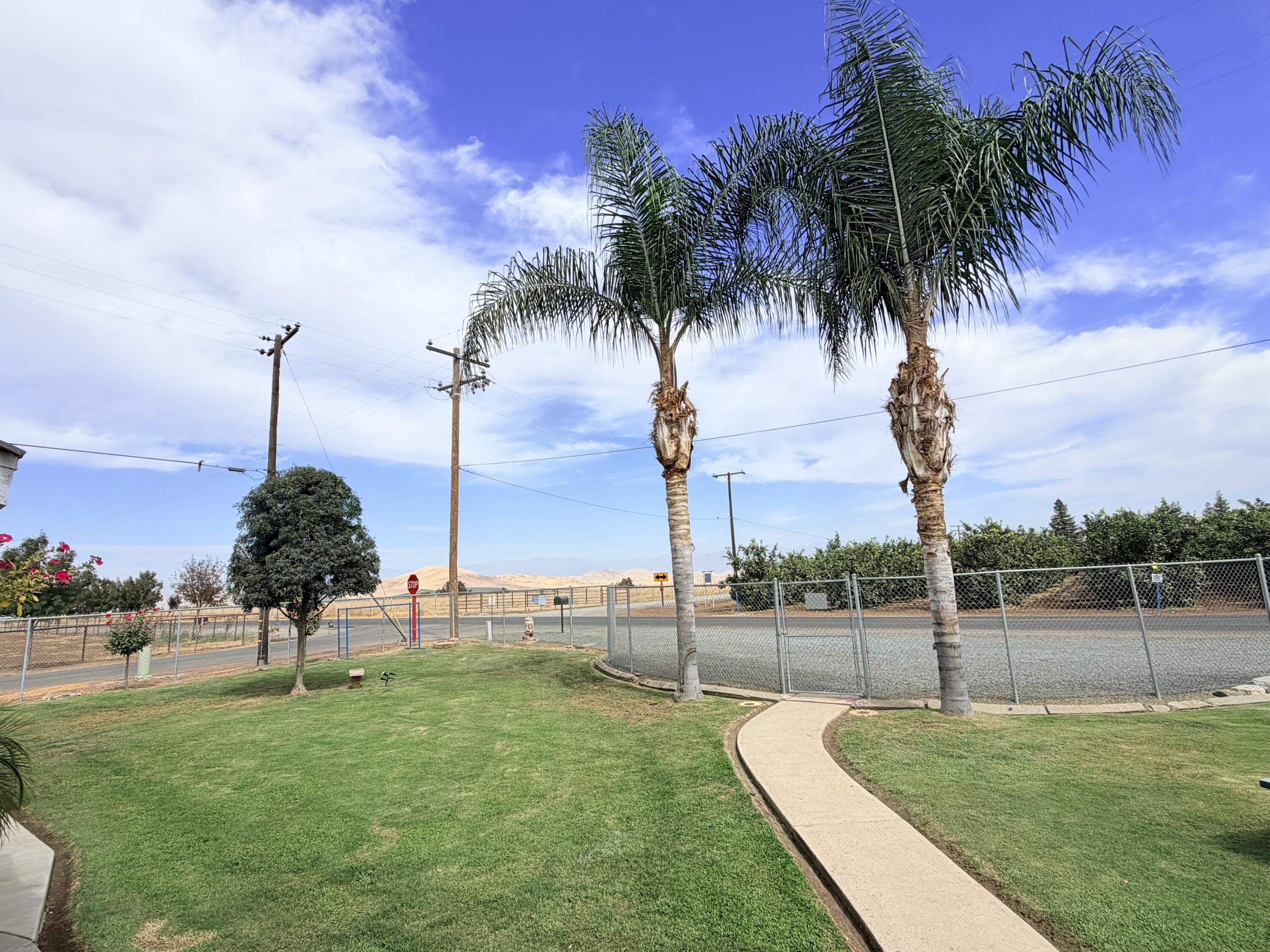 10787 Rd 256, Terra Bella, CA 93270