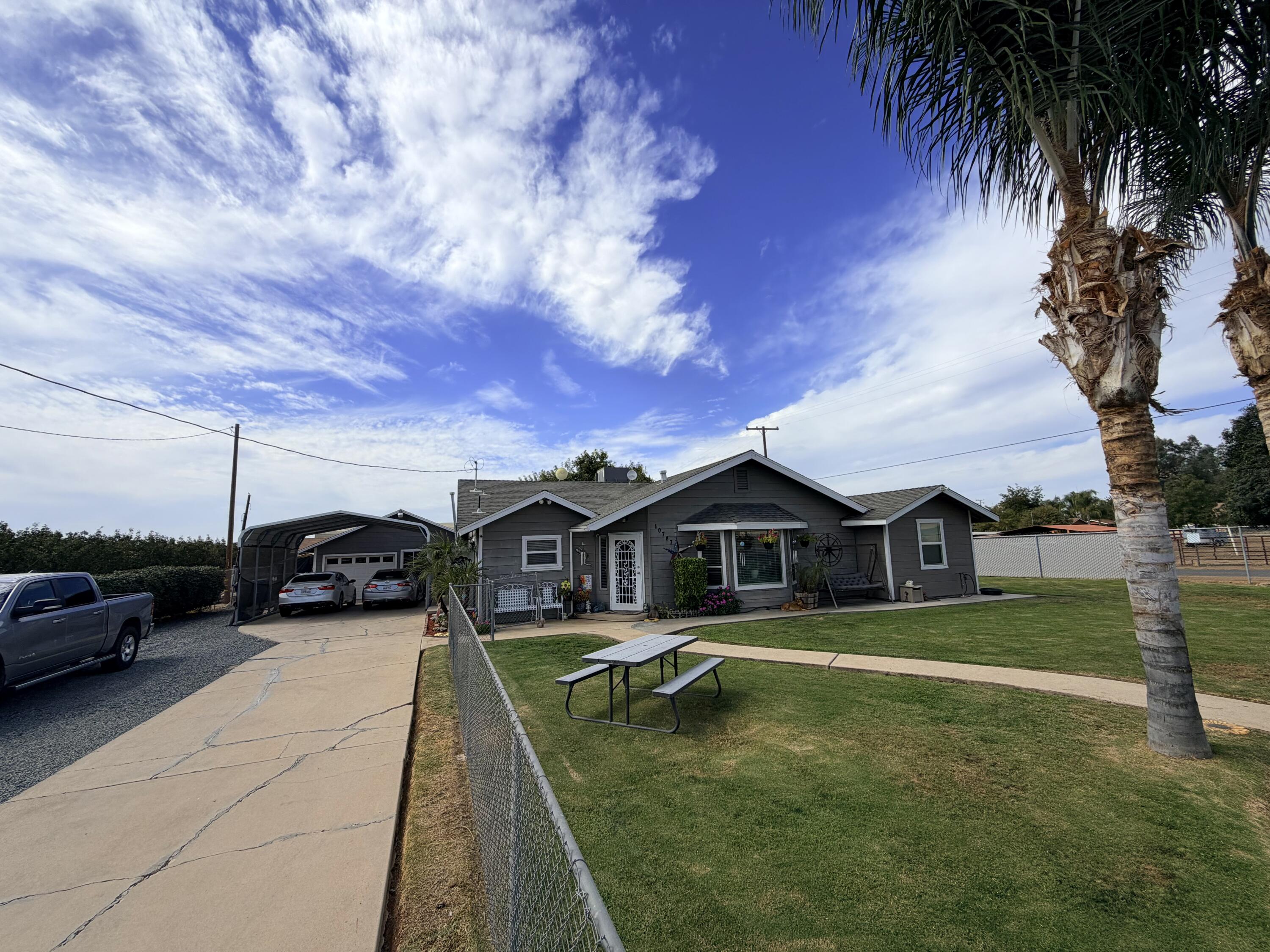 10787 Rd 256, Terra Bella, CA 93270