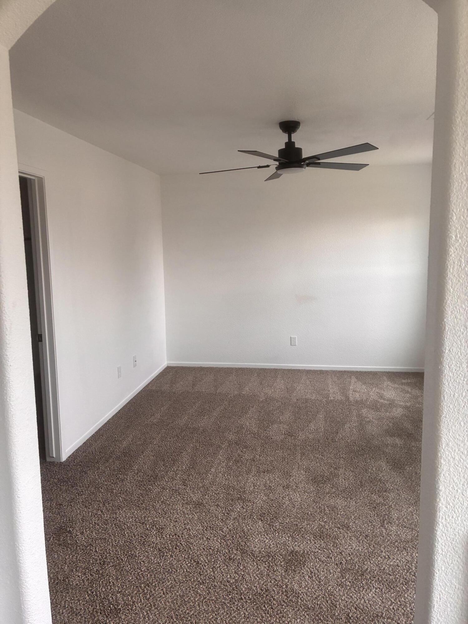 2724 Lakeridge Ave, Tulare, CA 93274