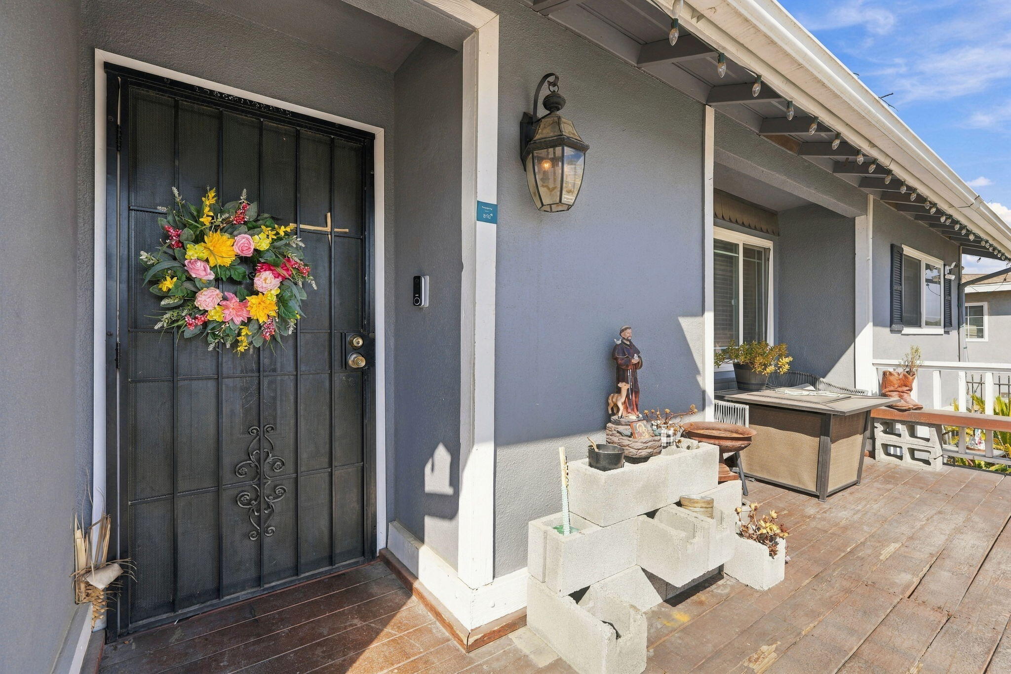 1480 E Bardsley Ave, Tulare, CA 93274