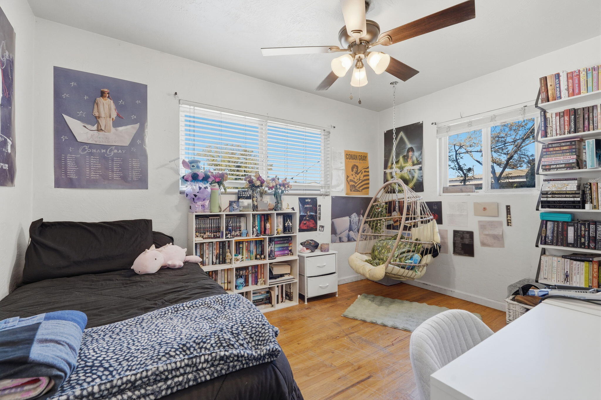 1480 E Bardsley Ave, Tulare, CA 93274