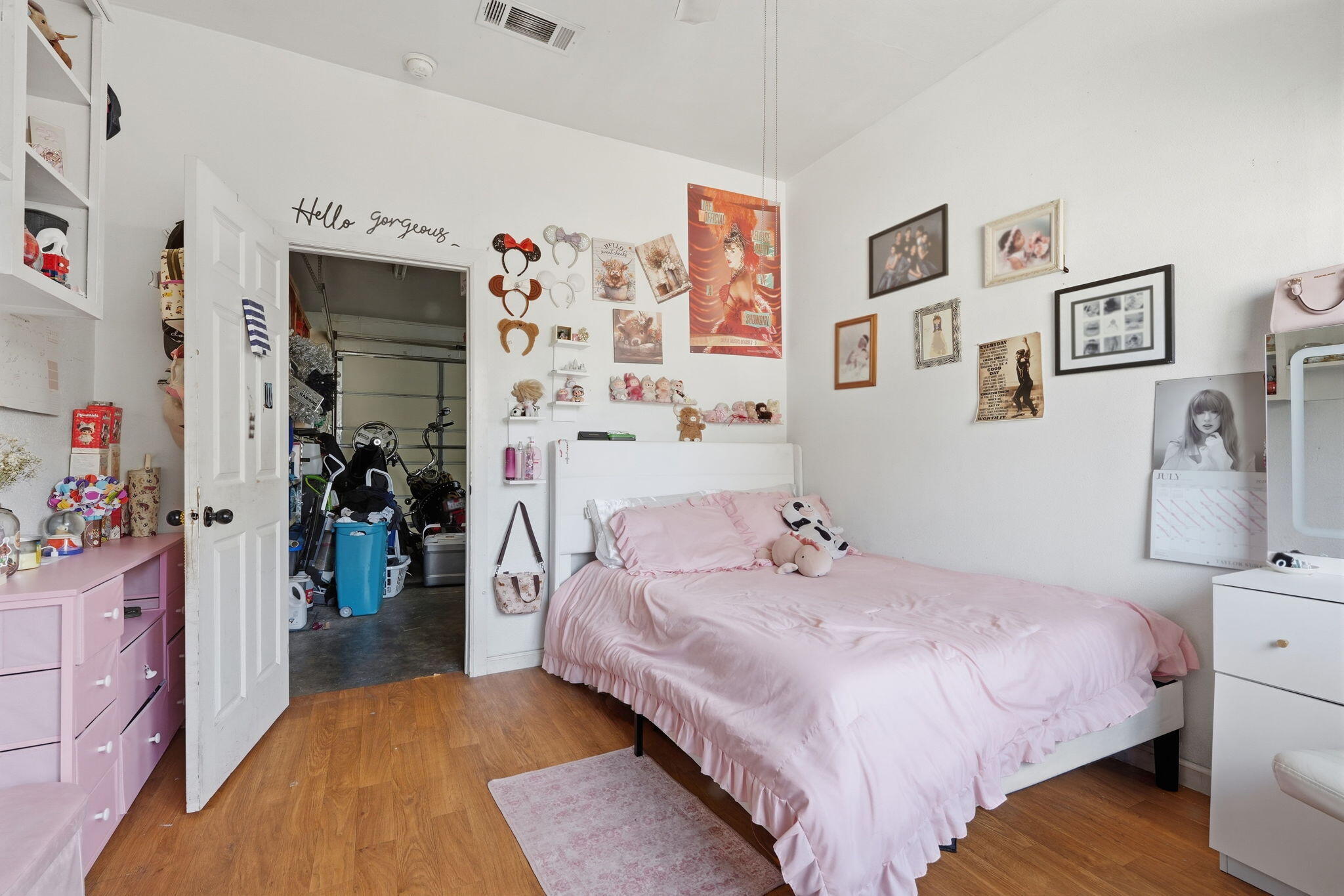 1480 E Bardsley Ave, Tulare, CA 93274