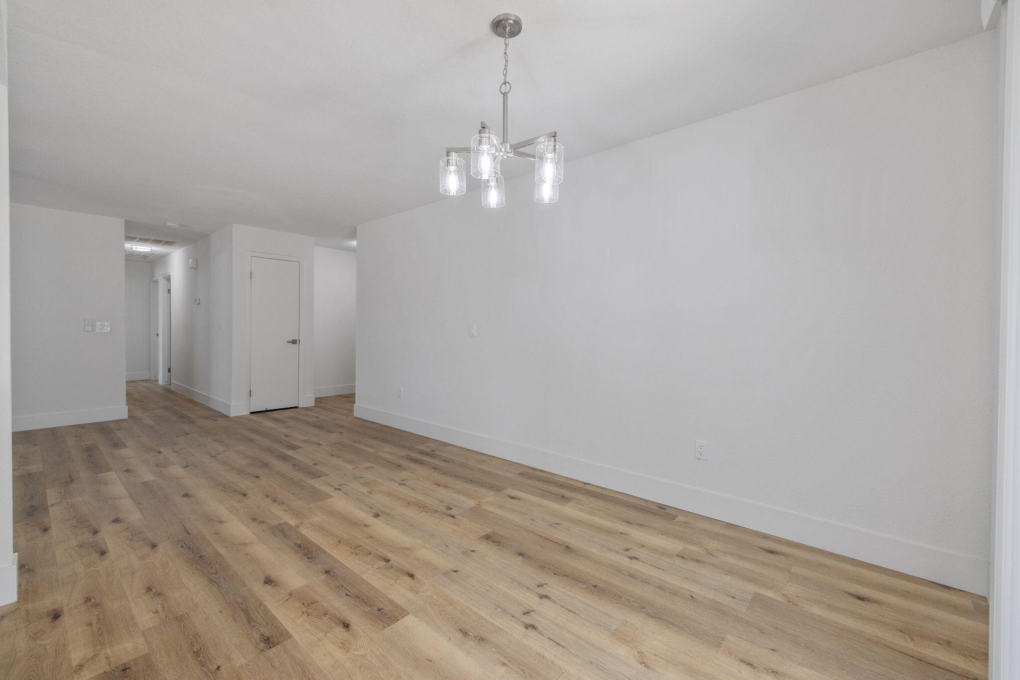 1409 Joyce Pl, Exeter, CA 93221