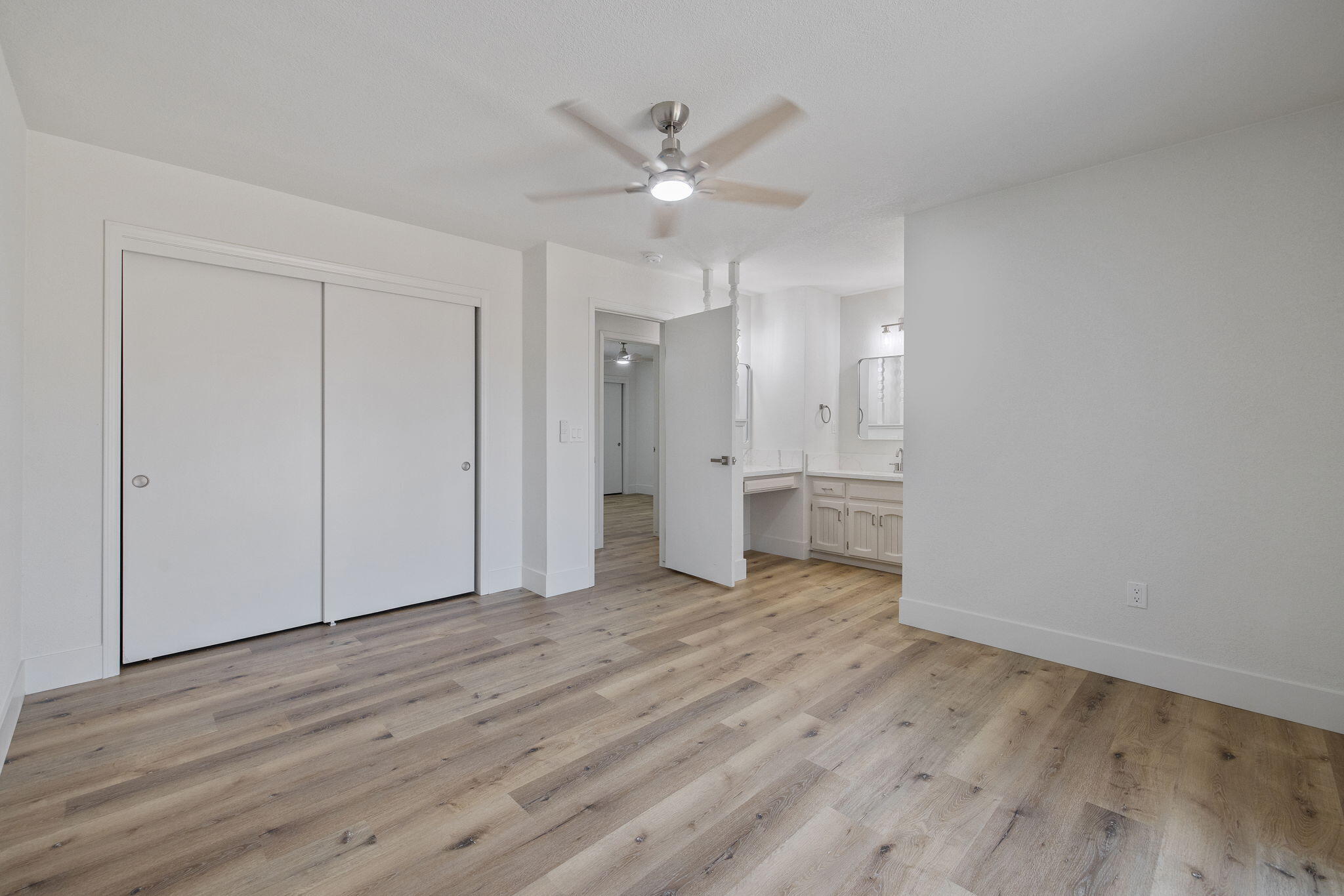 1409 Joyce Pl, Exeter, CA 93221