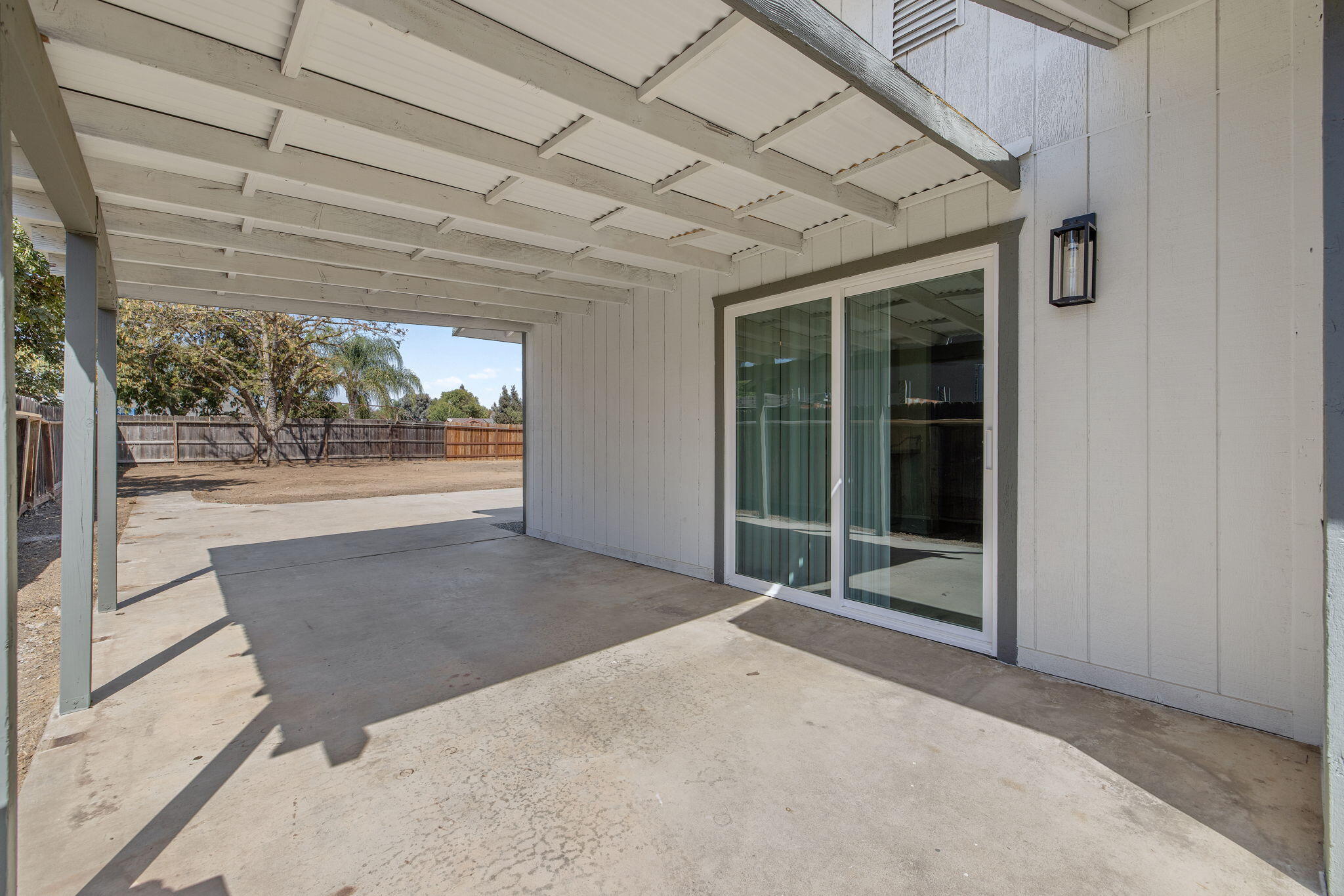 1409 Joyce Pl, Exeter, CA 93221