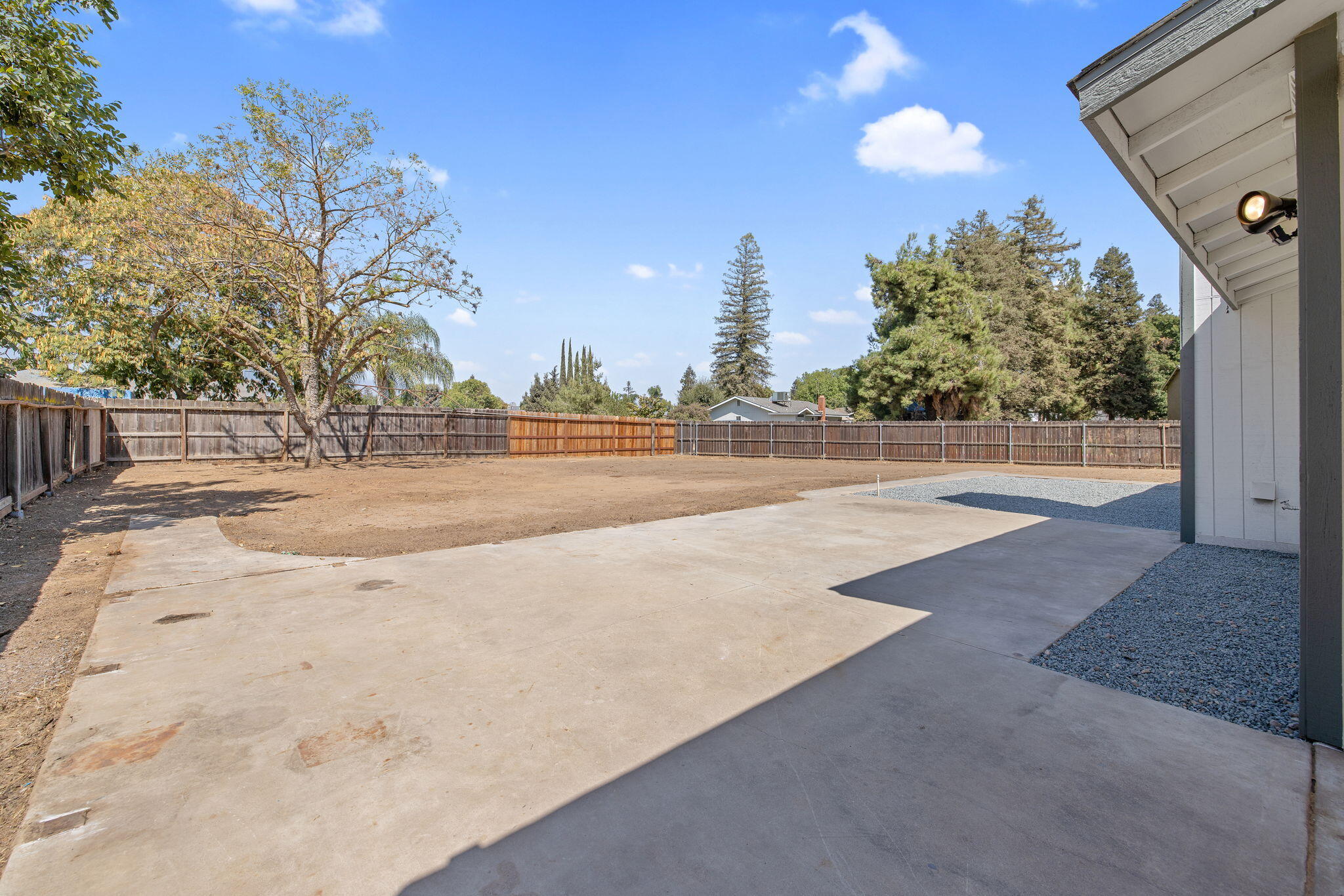 1409 Joyce Pl, Exeter, CA 93221