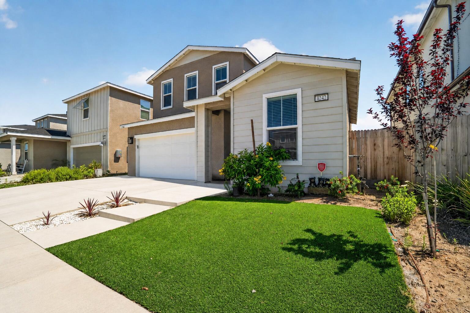 4242 Hampton Way, Clovis, CA 93619