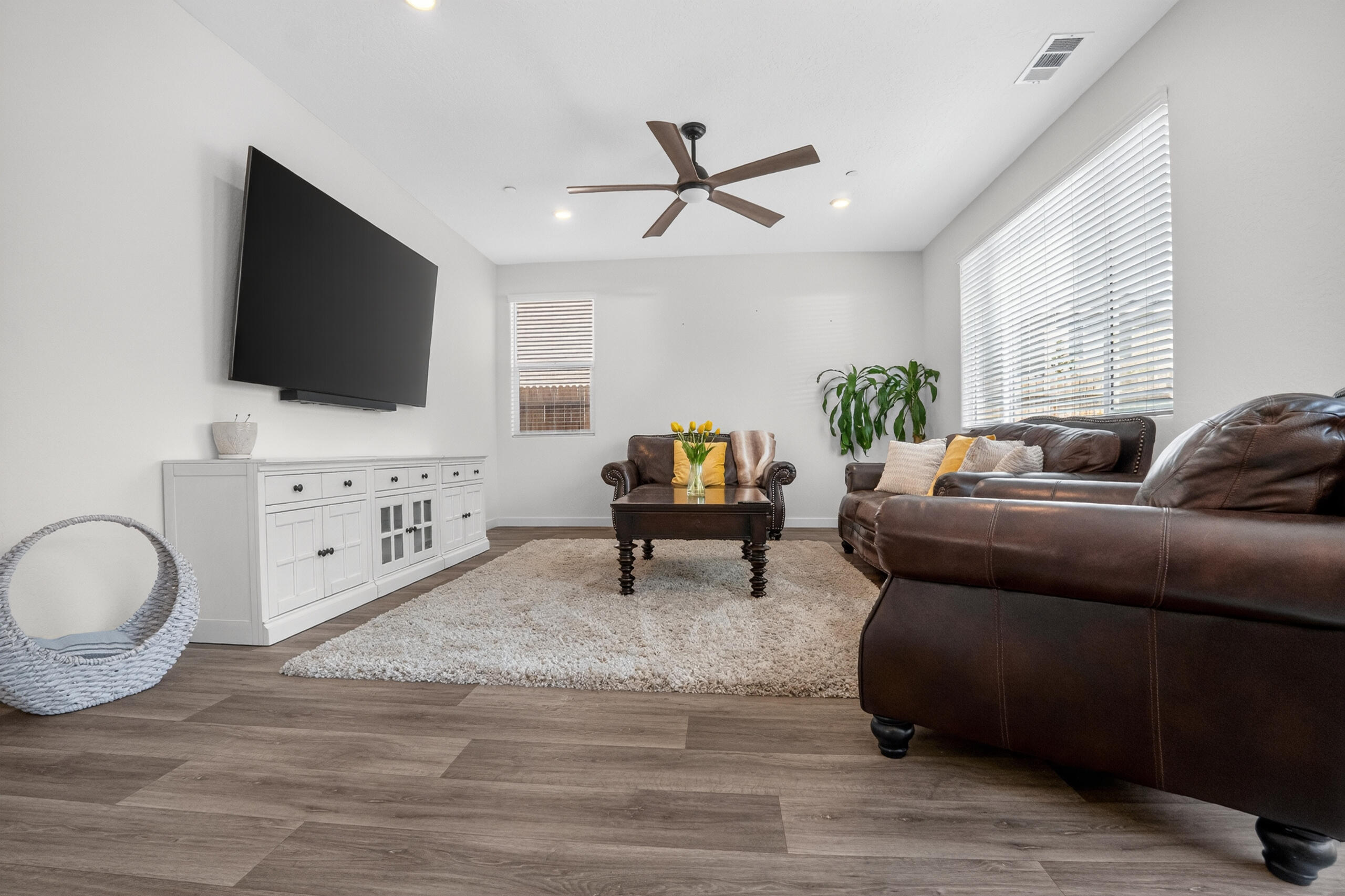 4242 Hampton Way, Clovis, CA 93619