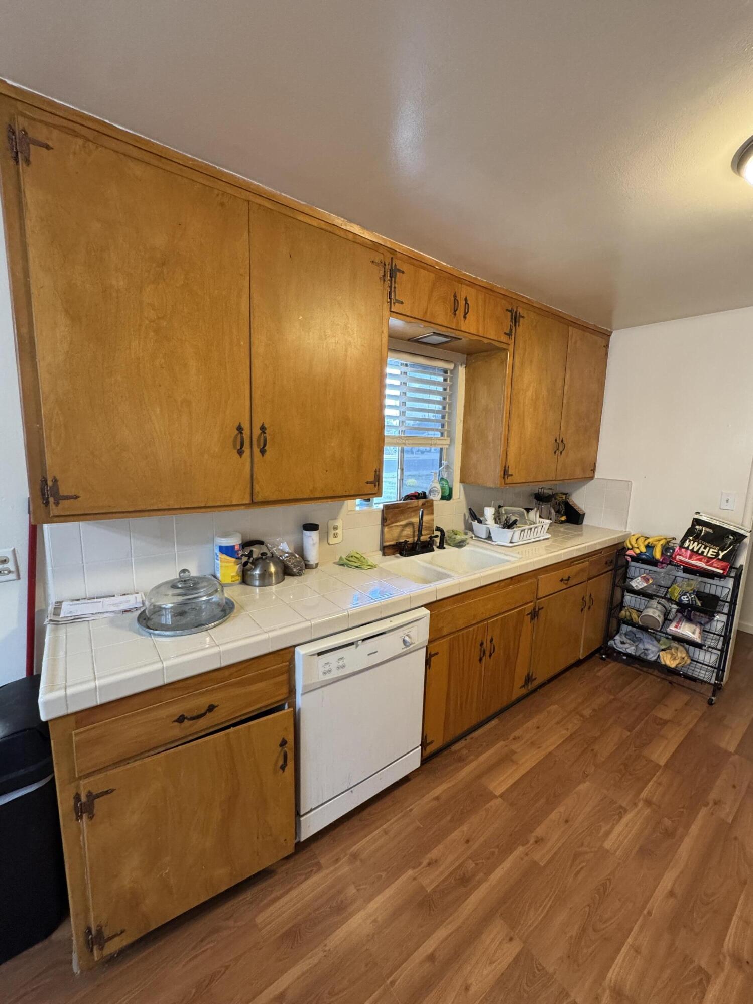 256 E Gail Ave, Tulare, CA 93274