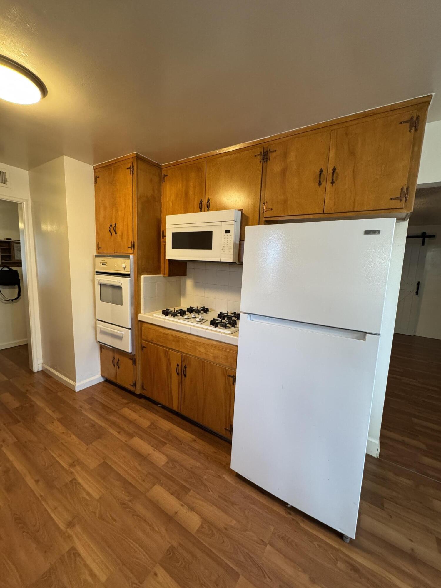 256 E Gail Ave, Tulare, CA 93274