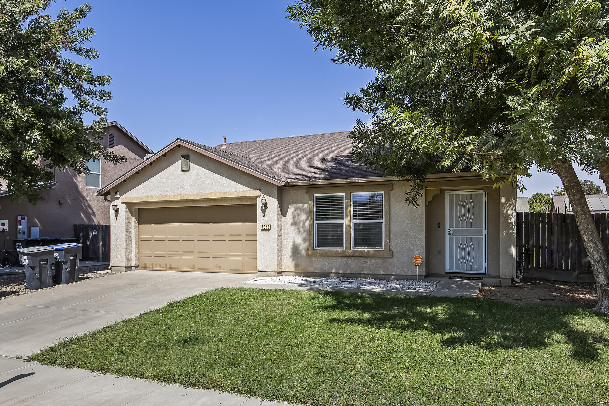 4336 E Acequia Ave, Visalia, CA 93292