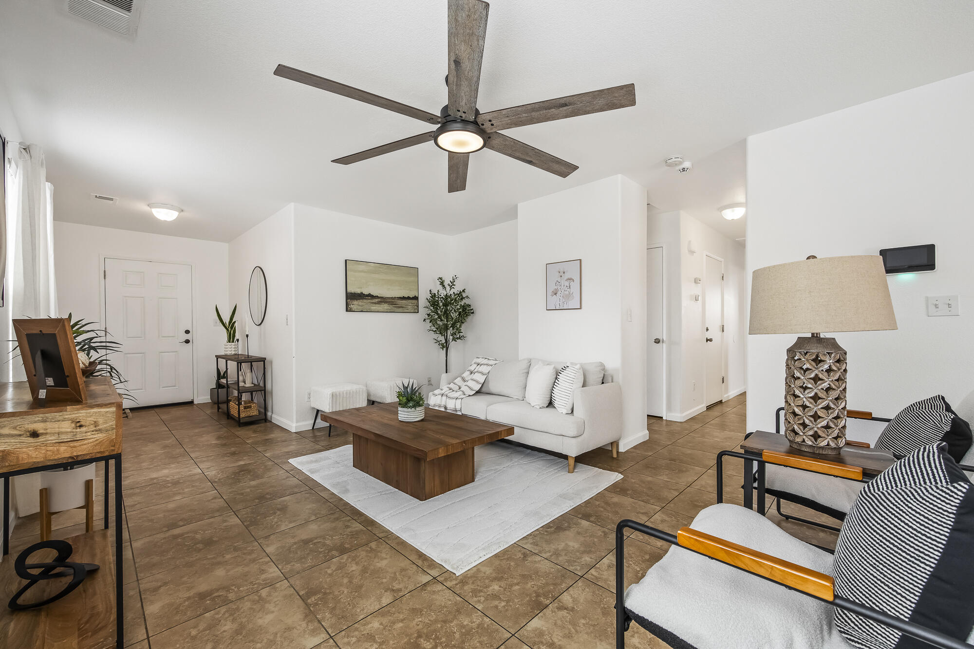 4336 E Acequia Ave, Visalia, CA 93292