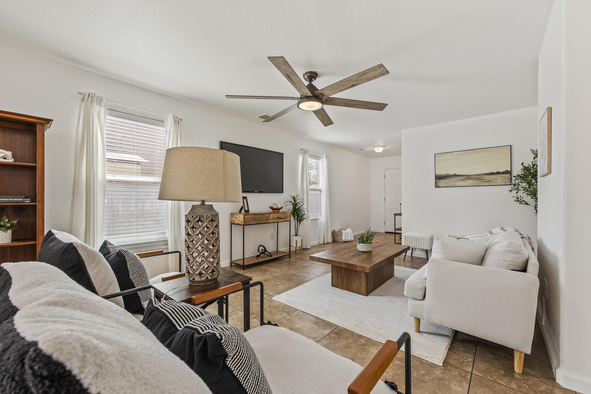 4336 E Acequia Ave, Visalia, CA 93292