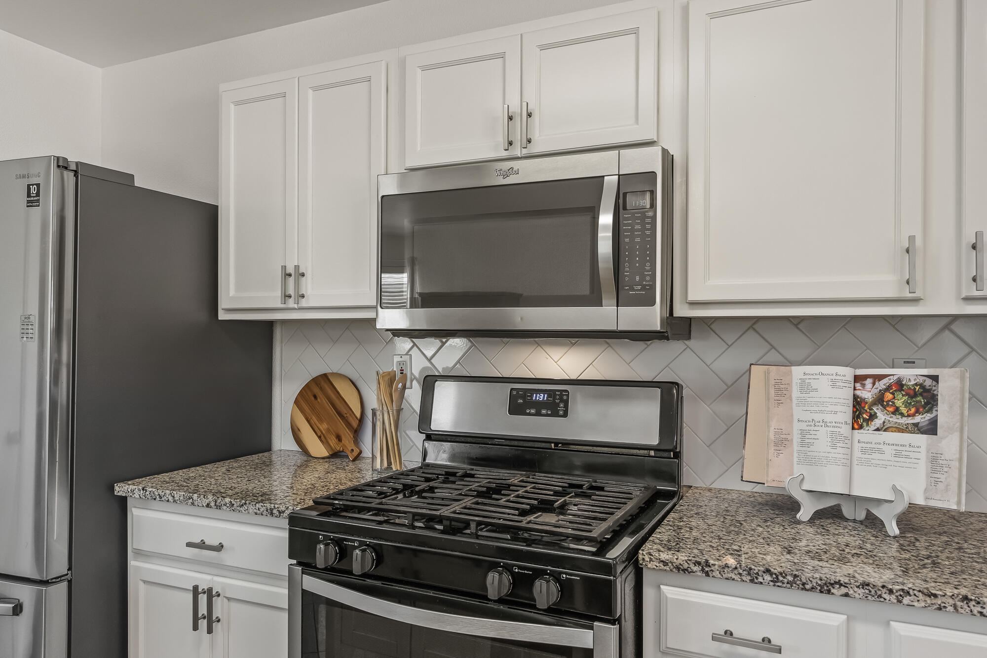 4336 E Acequia Ave, Visalia, CA 93292