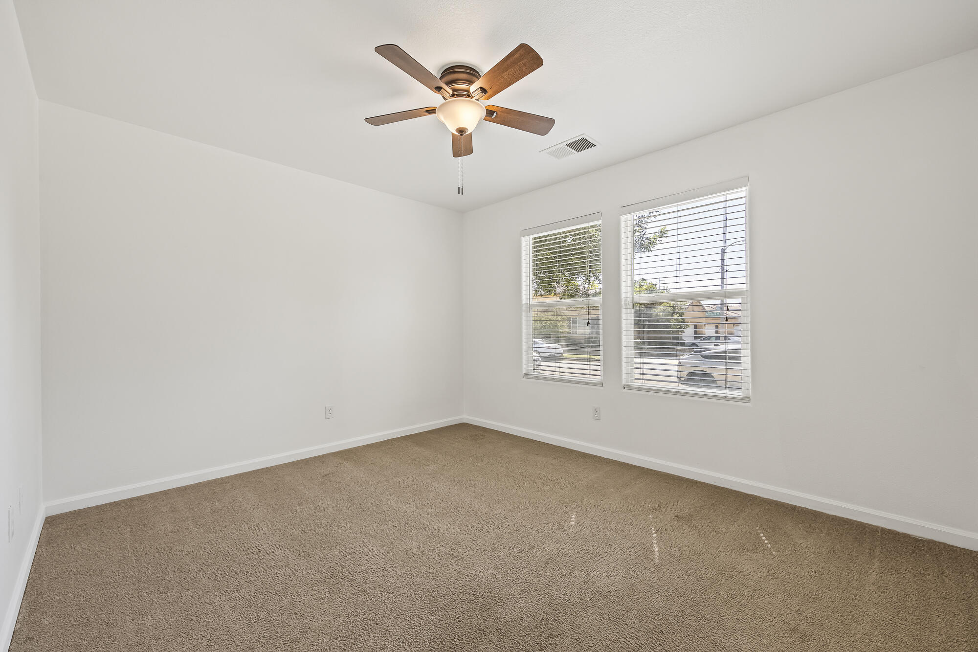 4336 E Acequia Ave, Visalia, CA 93292