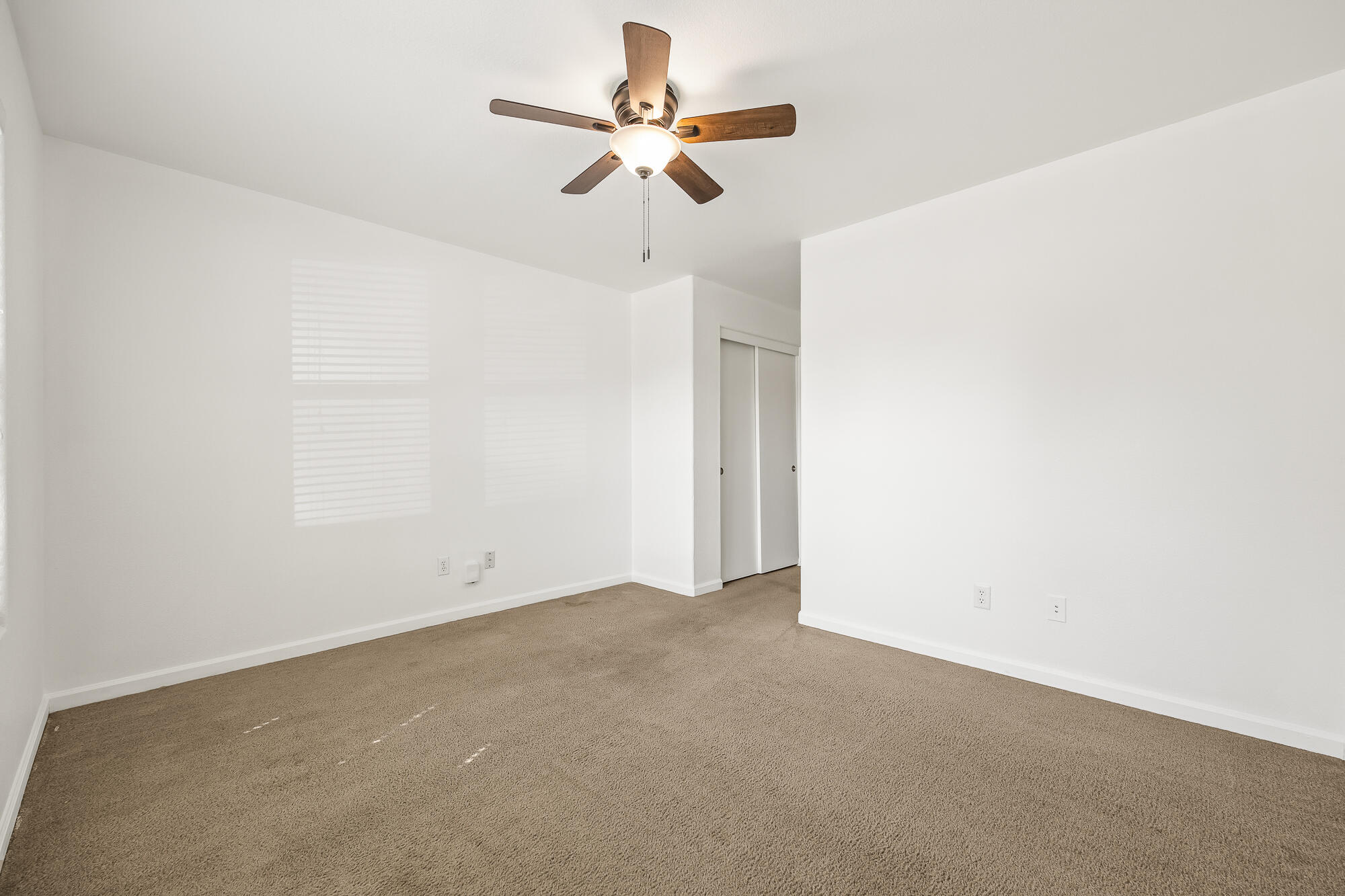 4336 E Acequia Ave, Visalia, CA 93292