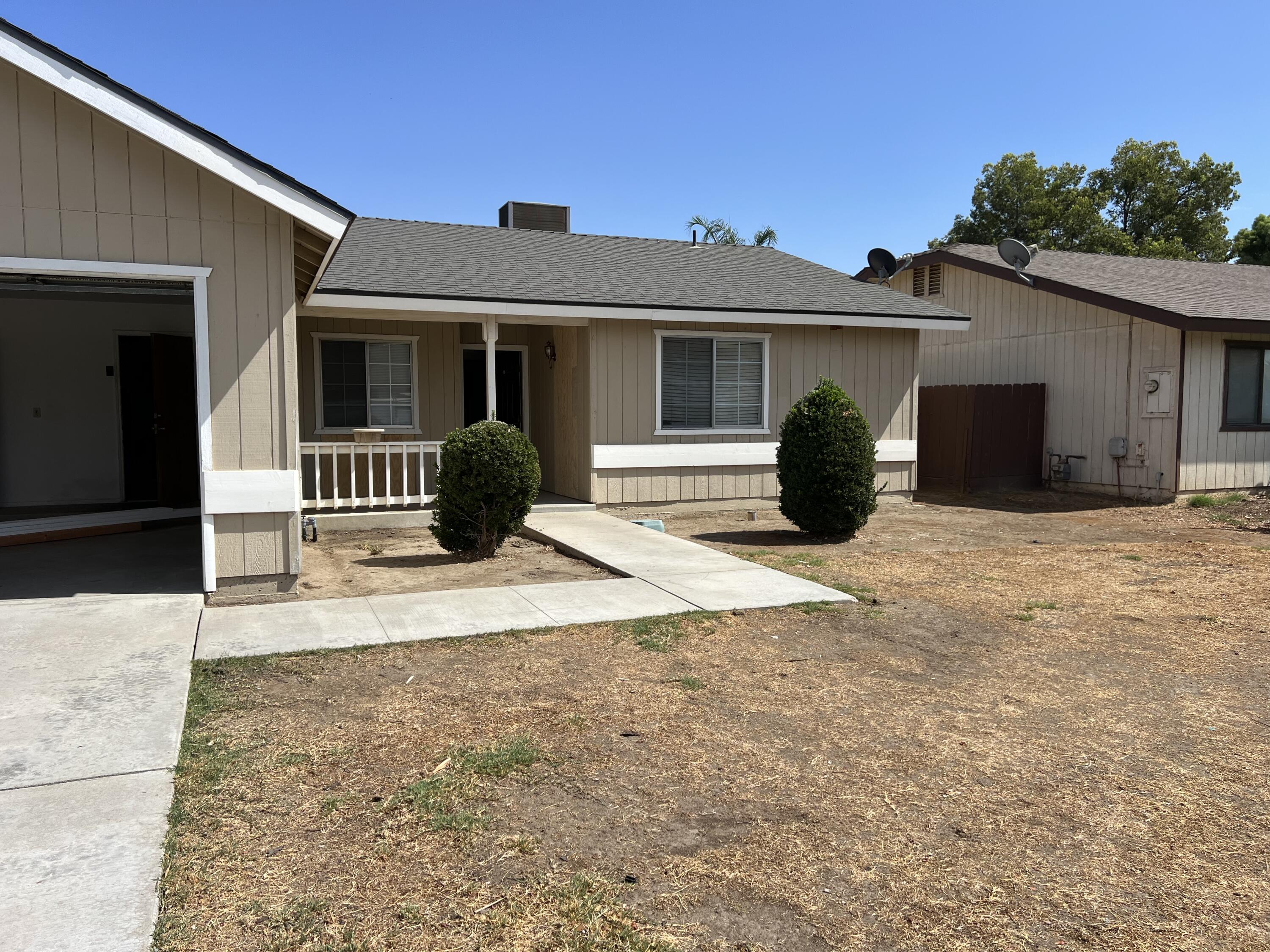 1536 Orchard, Tulare, CA 93274