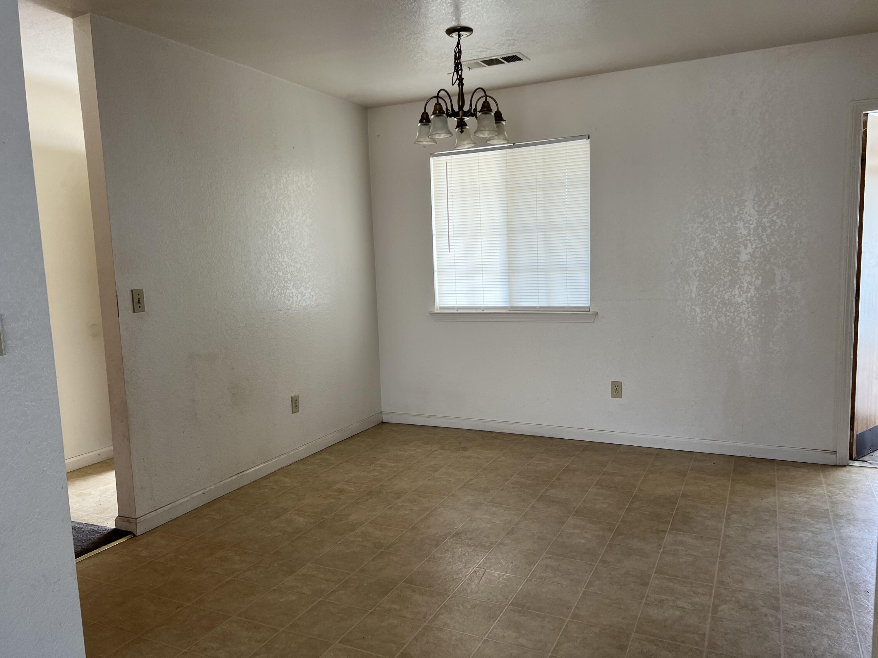 1536 Orchard, Tulare, CA 93274