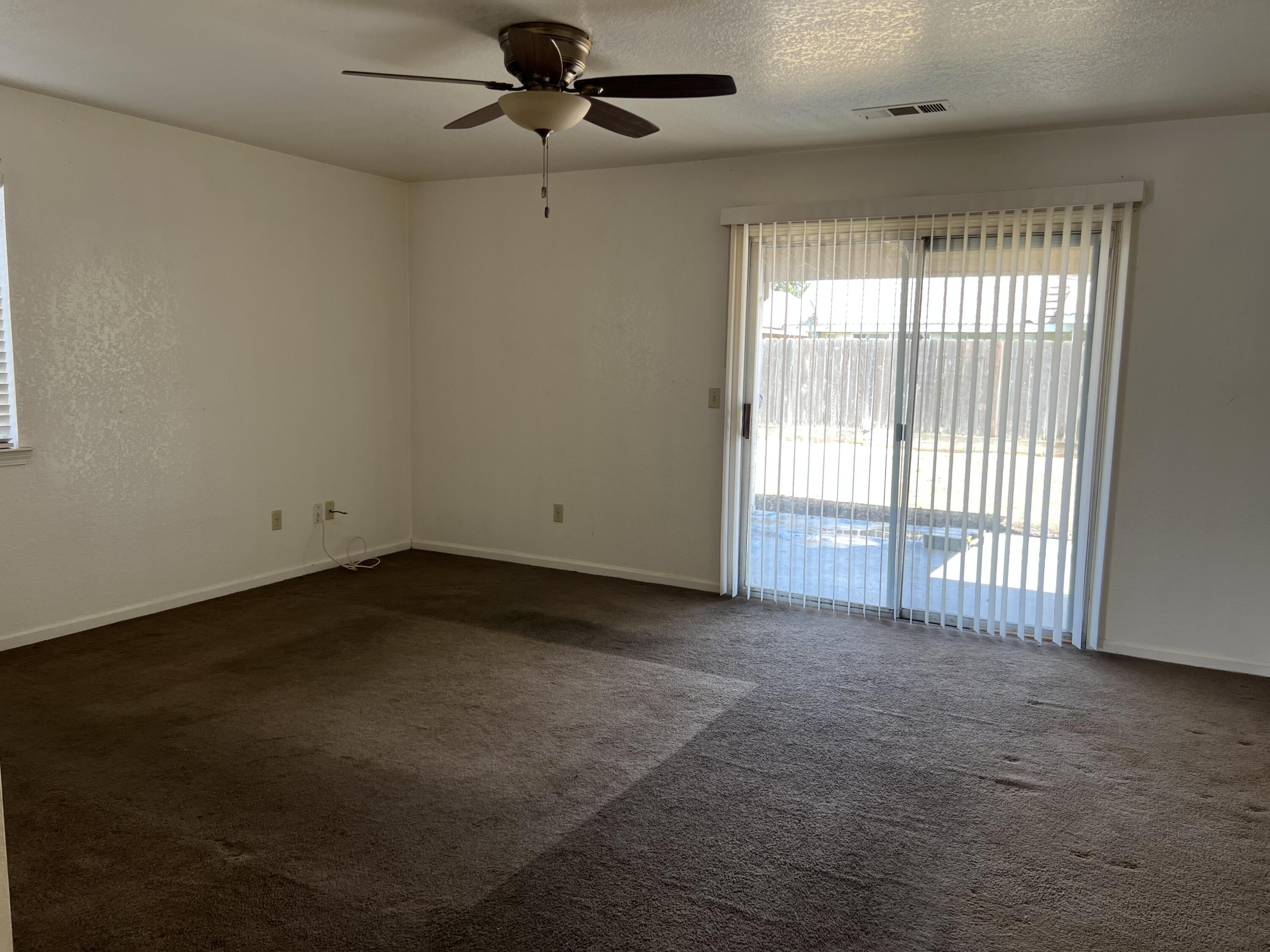 1536 Orchard, Tulare, CA 93274