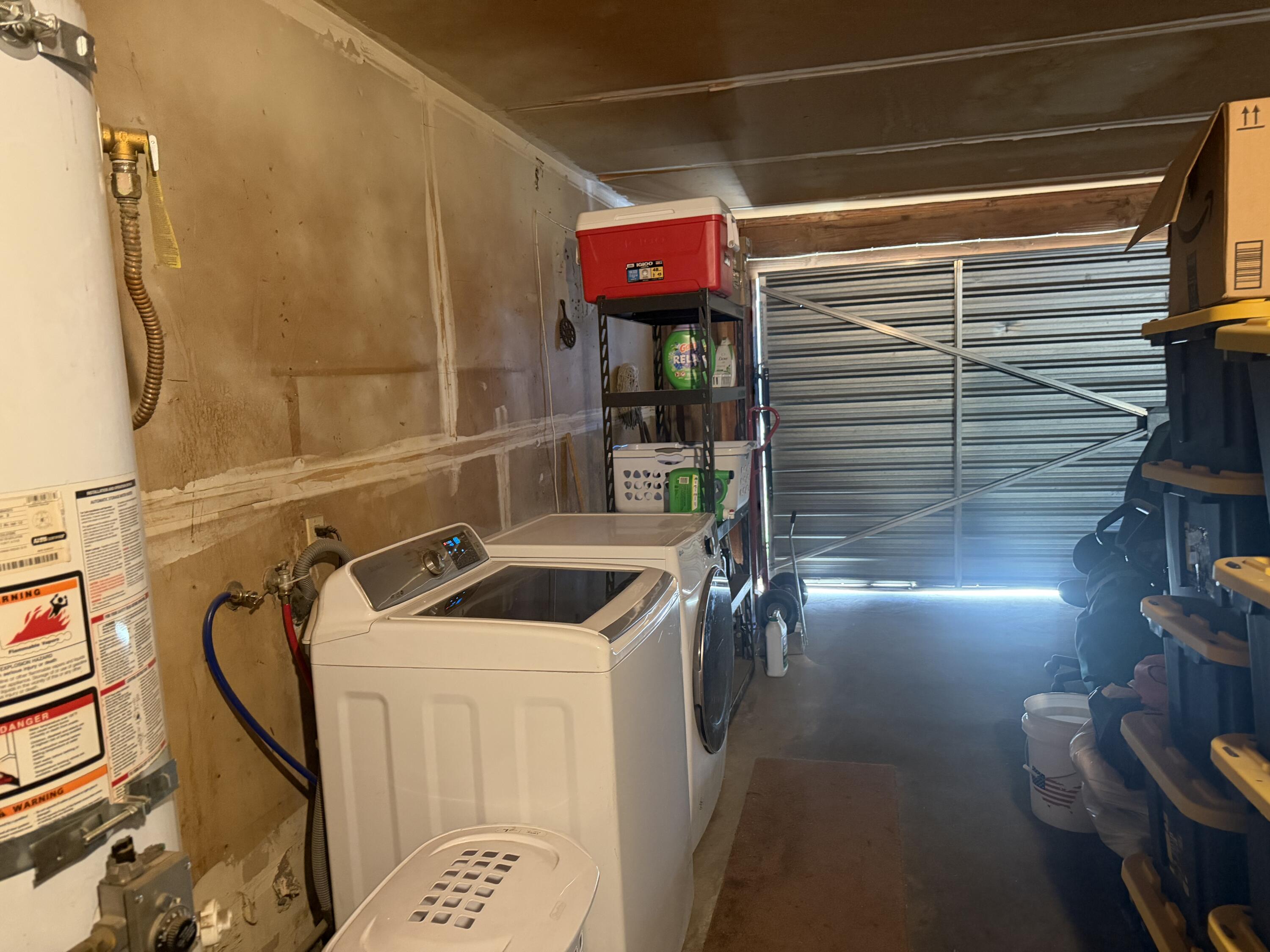 220 E Harold Ct, Visalia, CA 93291
