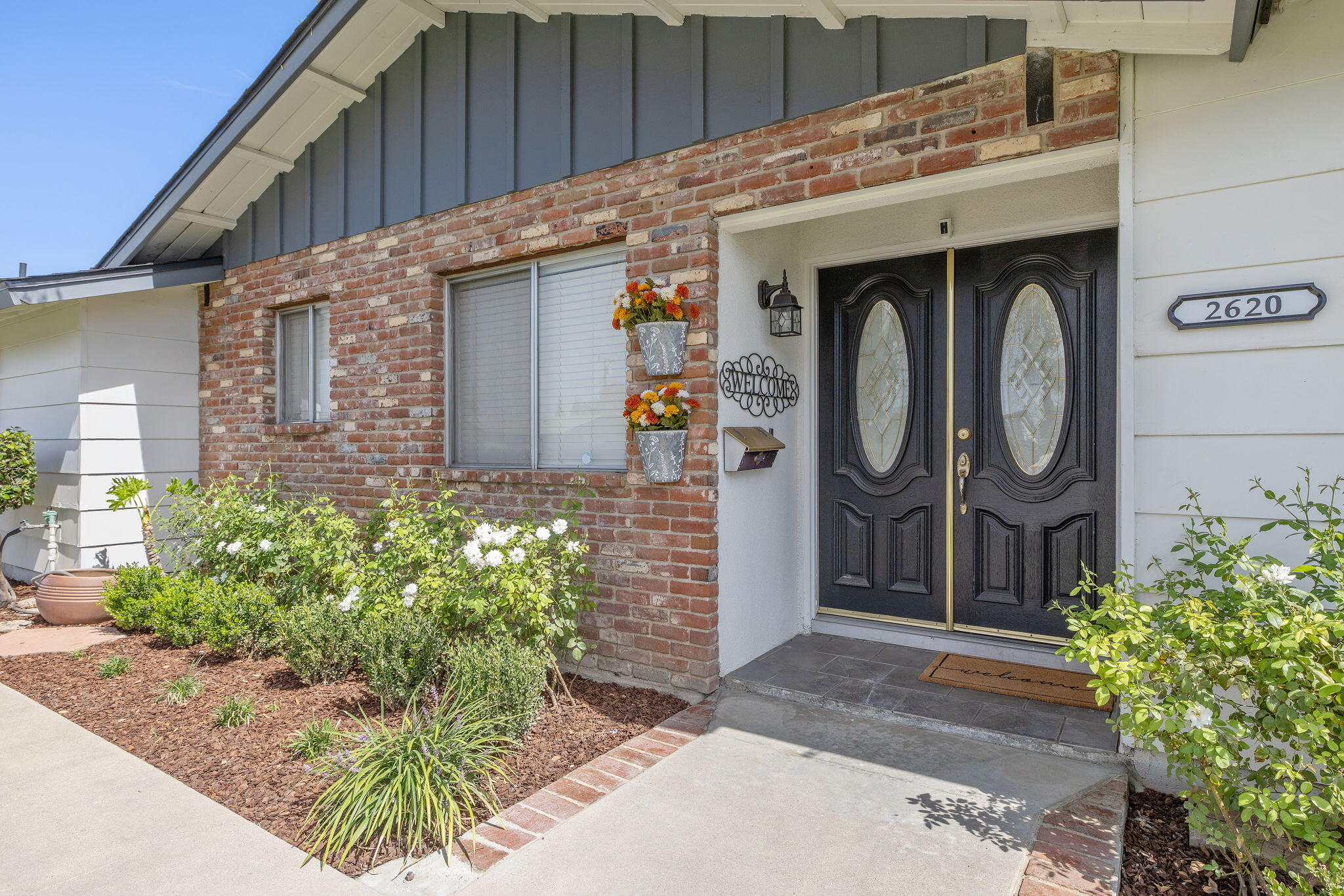 2620 S Divisadero St, Visalia, CA 93277