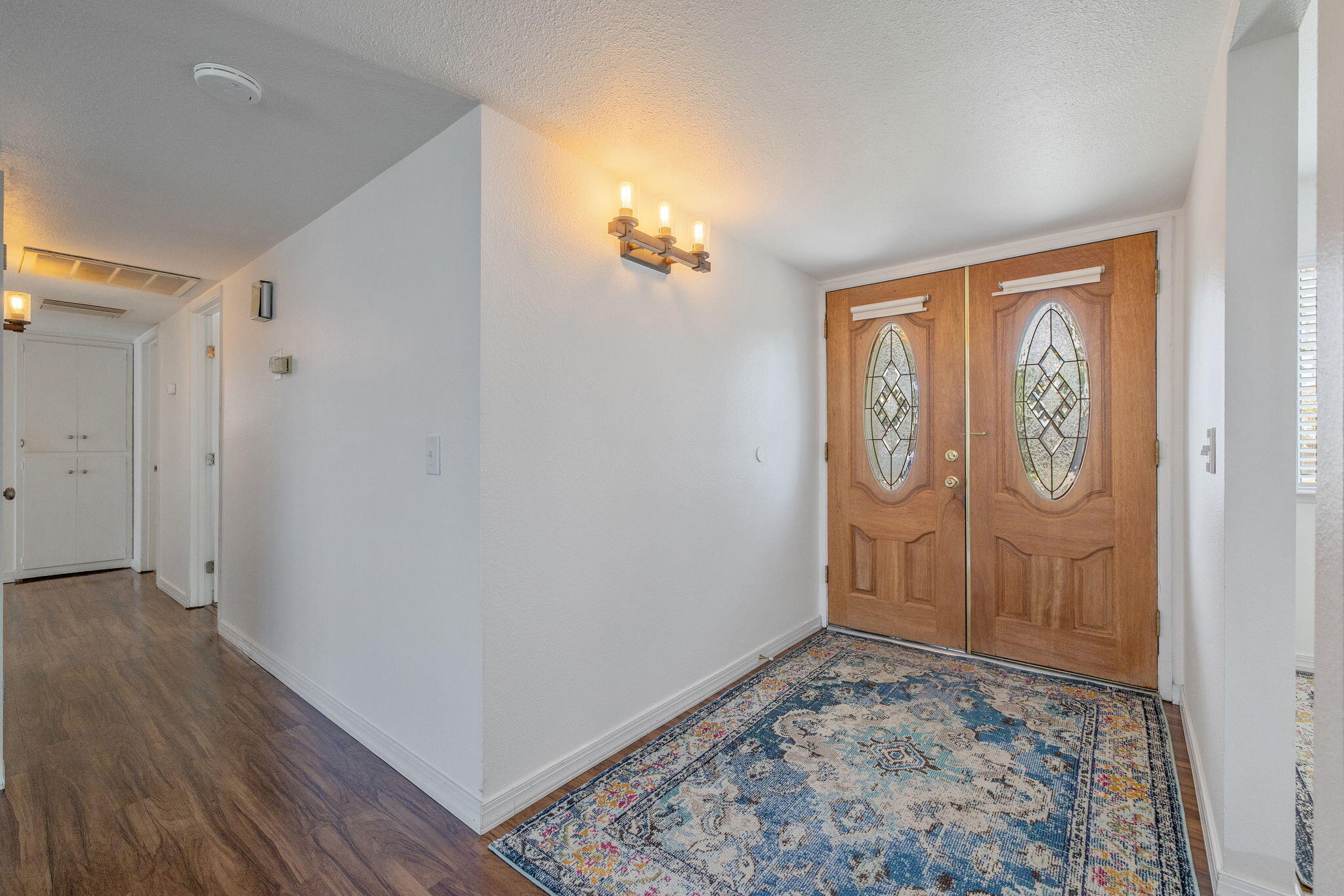 2620 S Divisadero St, Visalia, CA 93277