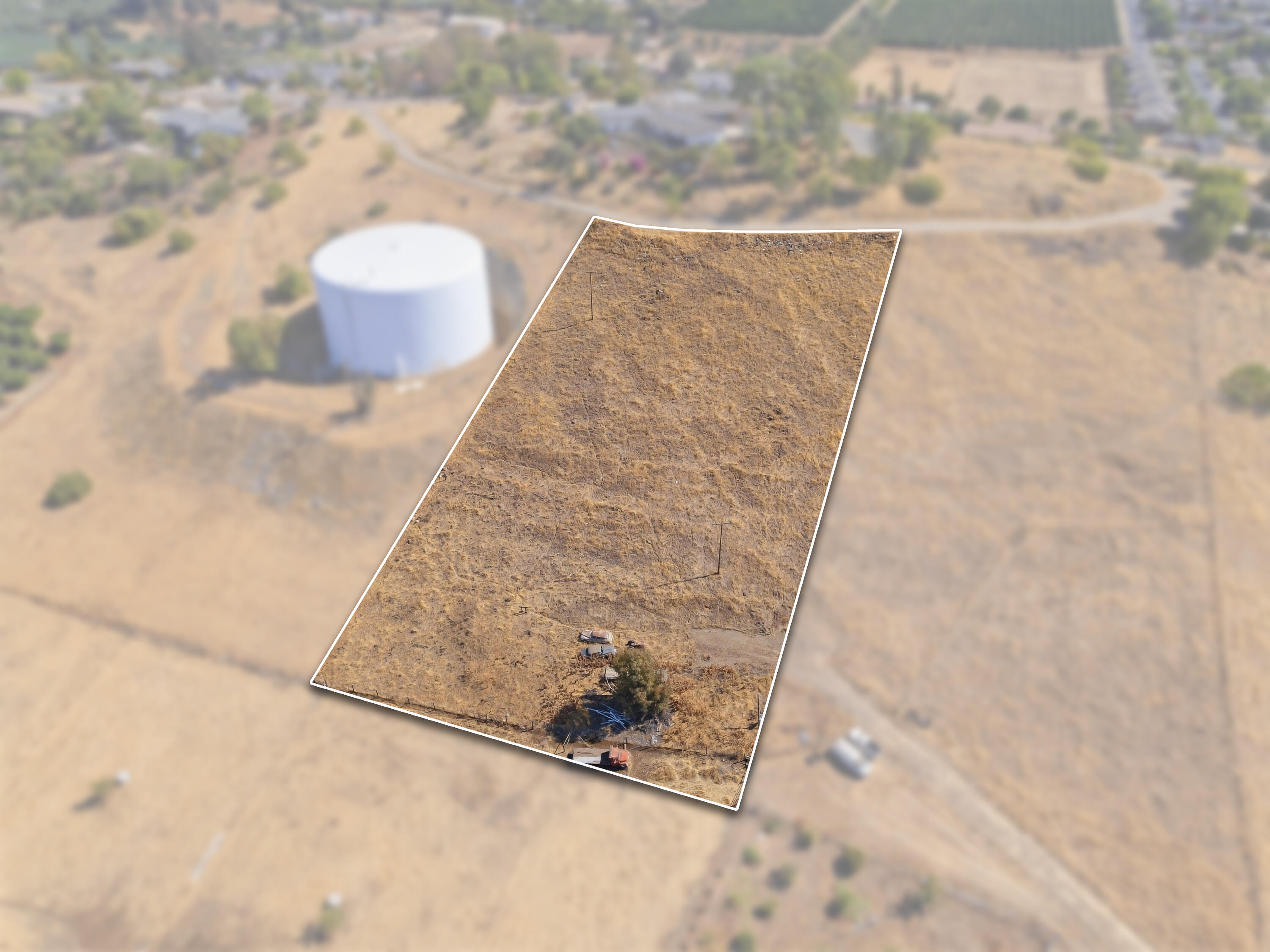 1019 N Harvard Ave, Lindsay, CA 93247