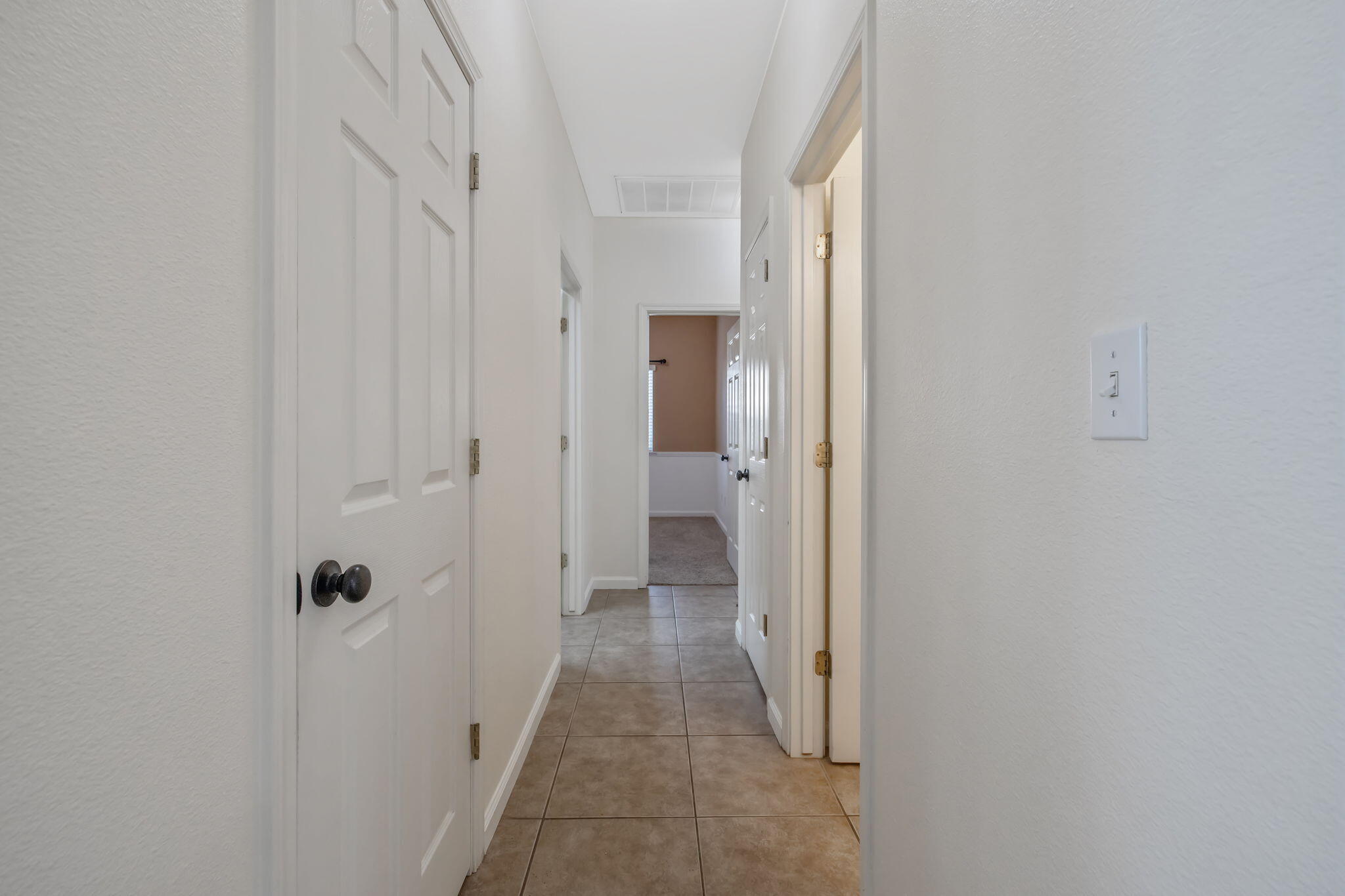 1678 Hawthorn St, Lemoore, CA 93245