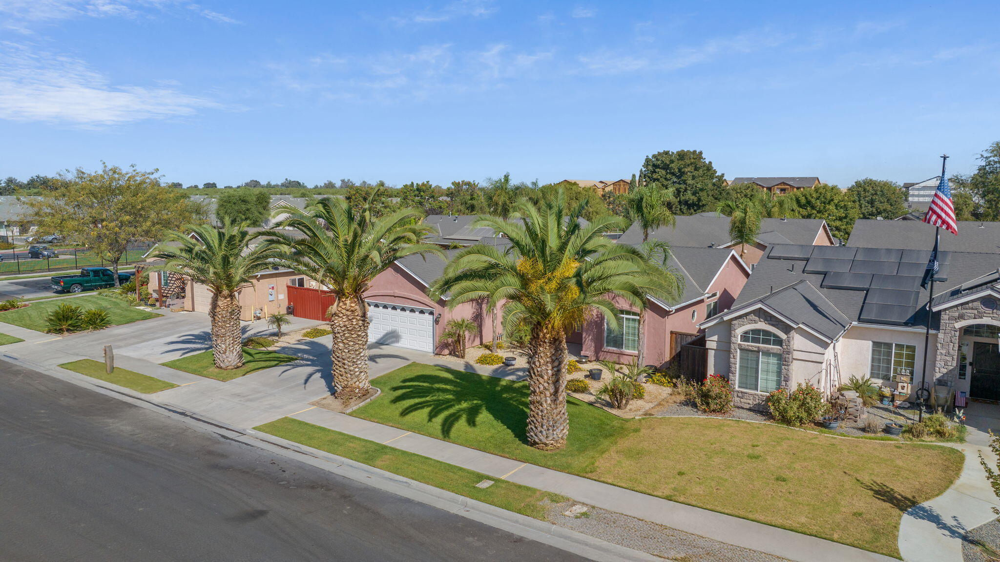 1678 Hawthorn St, Lemoore, CA 93245